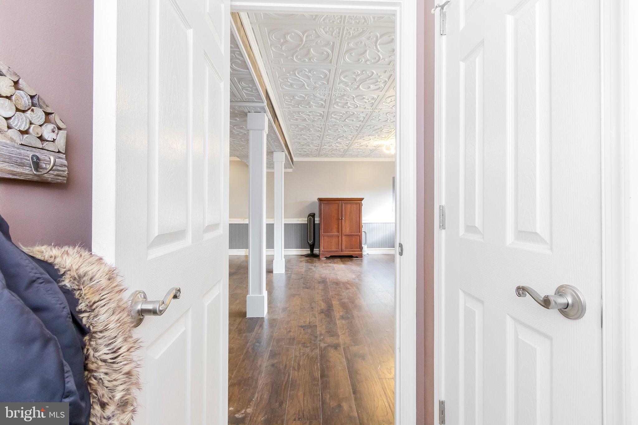 RIDGEFIELD - Residential