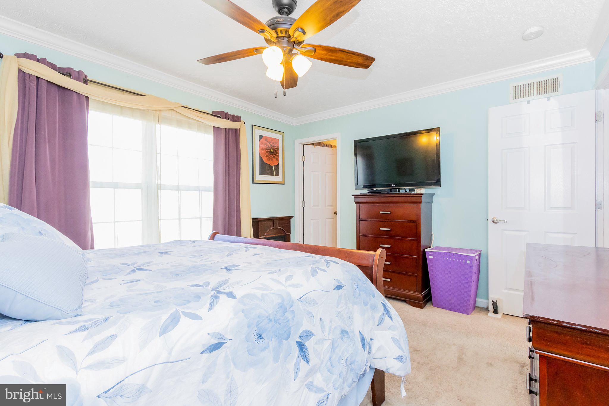 RIDGEFIELD - Residential