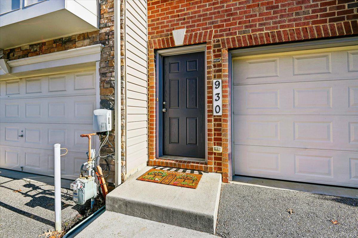 CANTERBURY VILLAGE - Residential