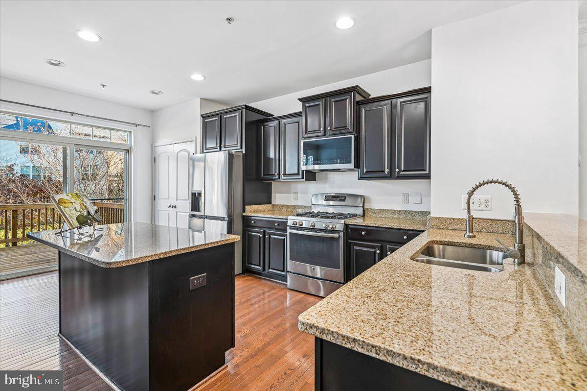 CANTERBURY VILLAGE - Residential