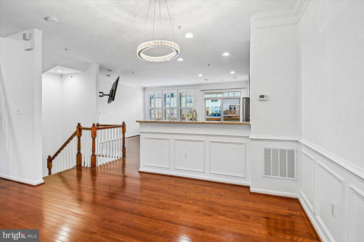 CANTERBURY VILLAGE - Residential