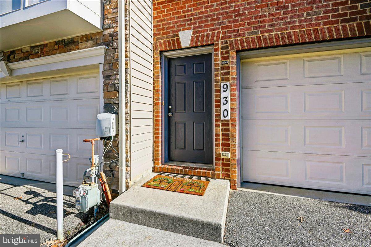 930 WHITSTABLE BOULEVARD