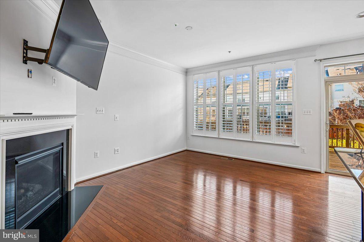 CANTERBURY VILLAGE - Residential