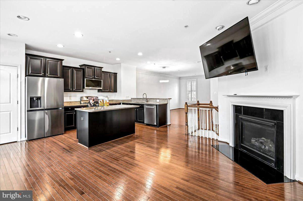 CANTERBURY VILLAGE - Residential