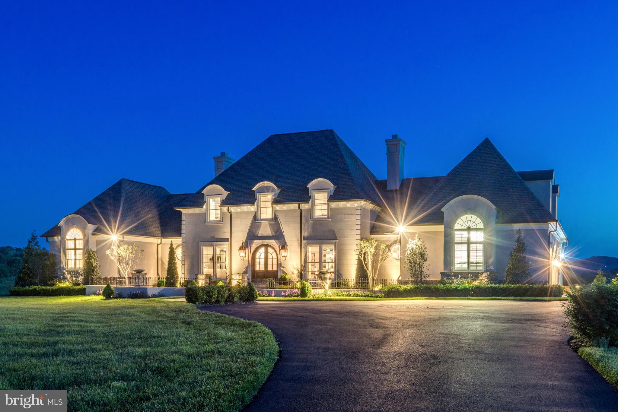 CREIGHTON FARMS - Residential