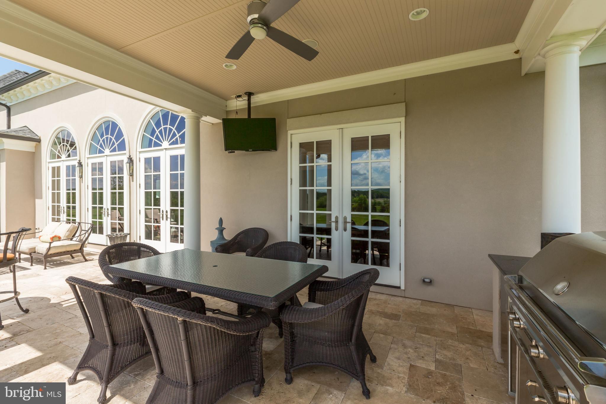 CREIGHTON FARMS - Residential