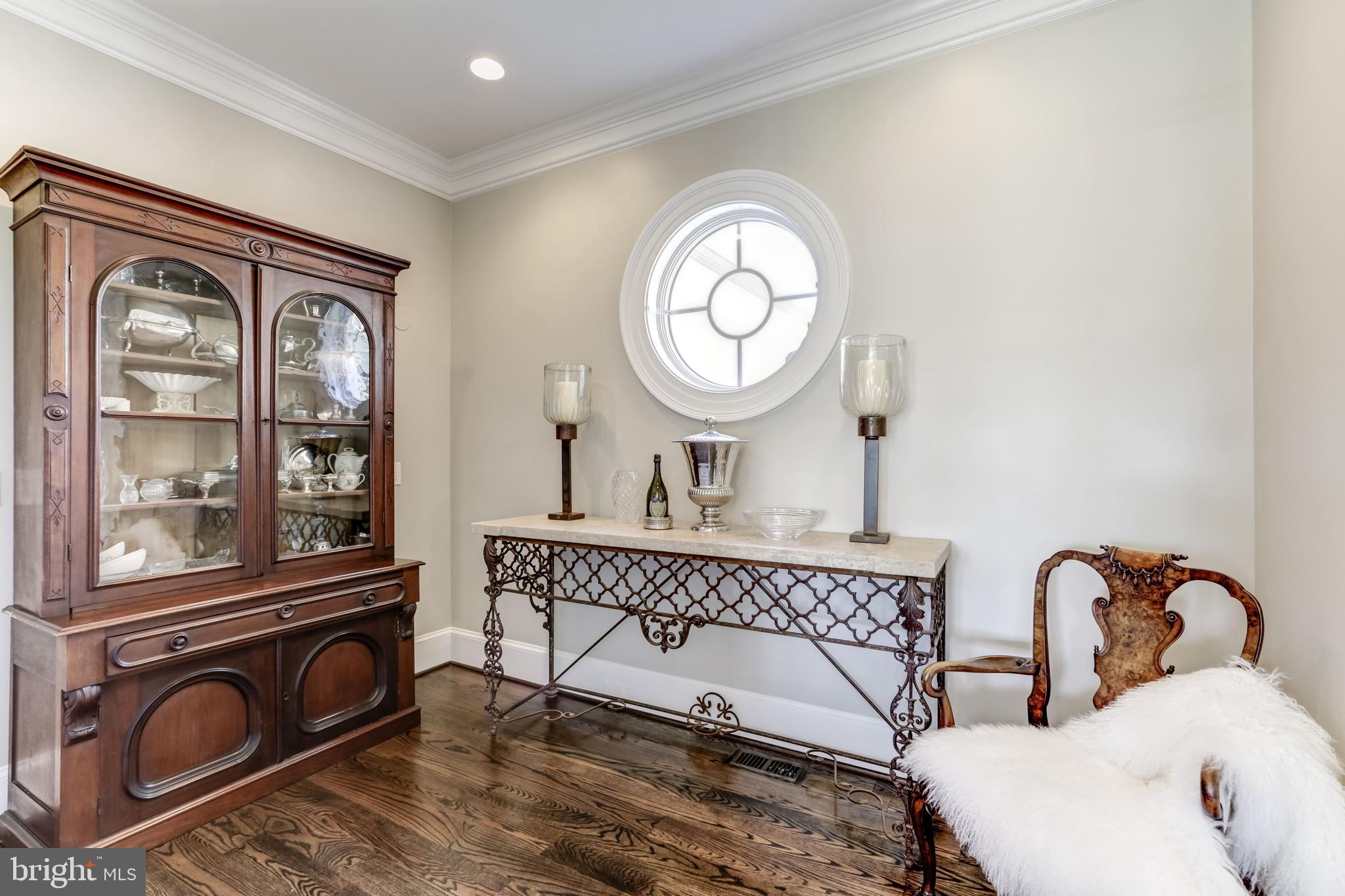 CREIGHTON FARMS - Residential