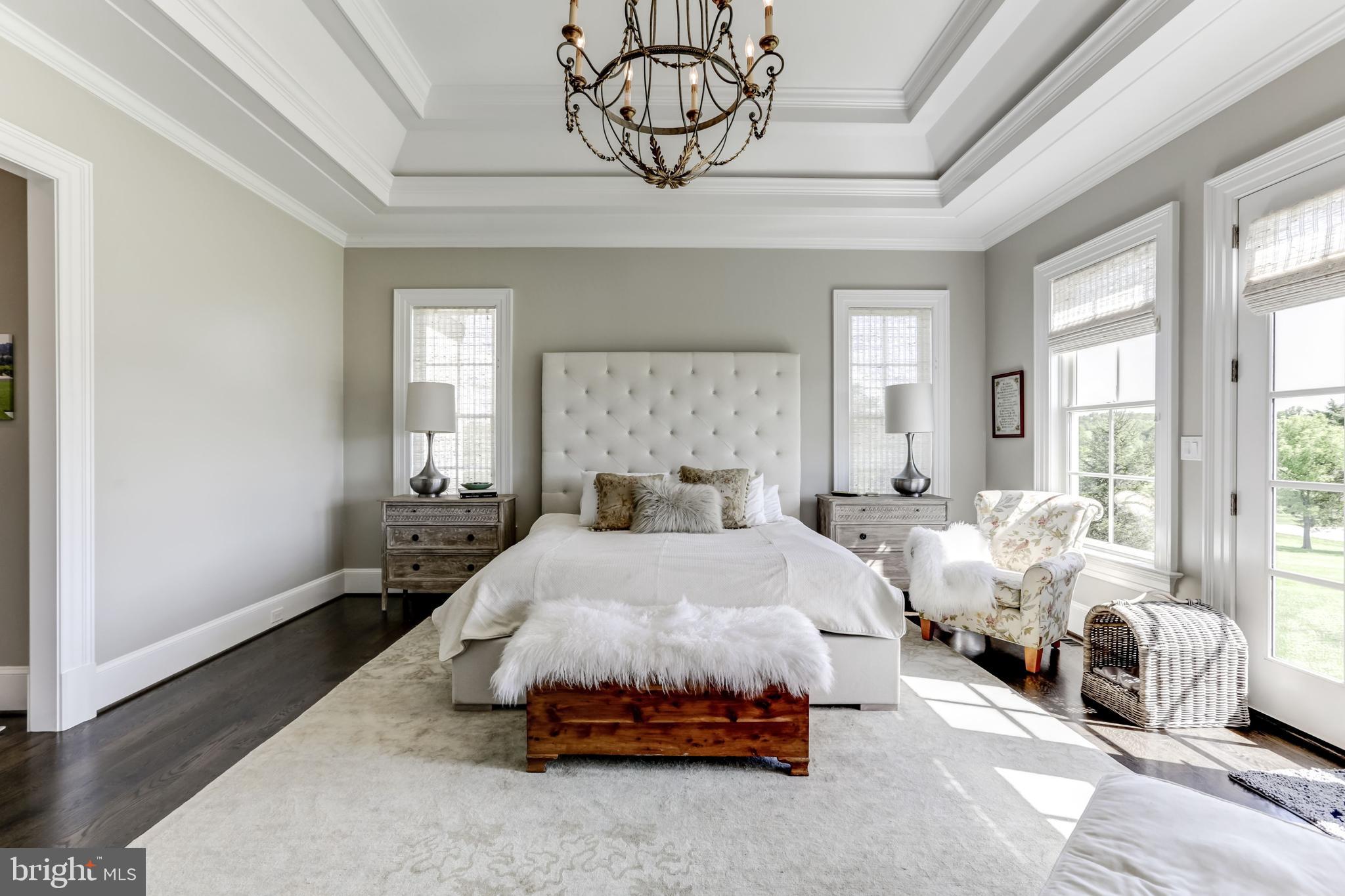 CREIGHTON FARMS - Residential