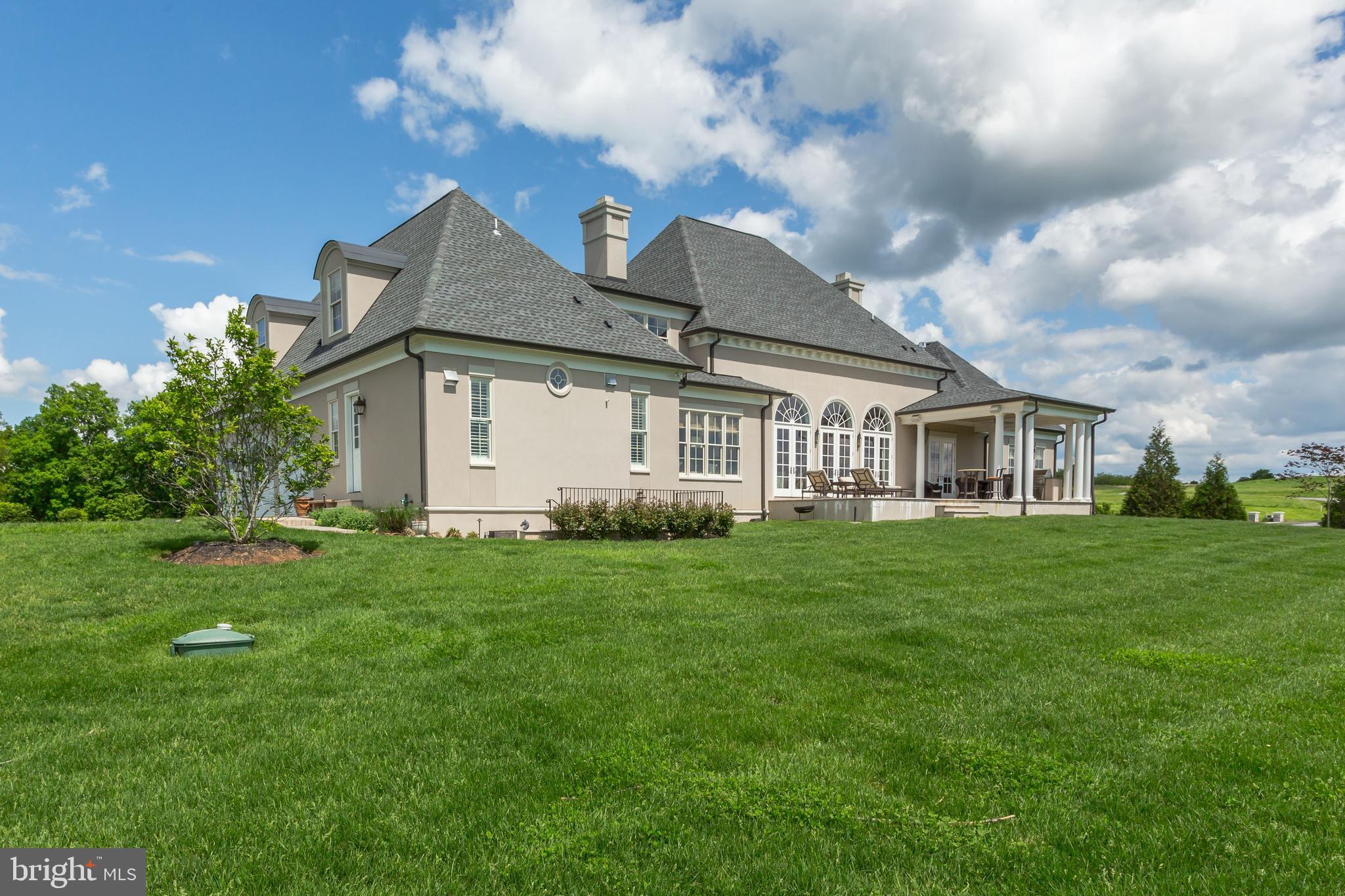 CREIGHTON FARMS - Residential
