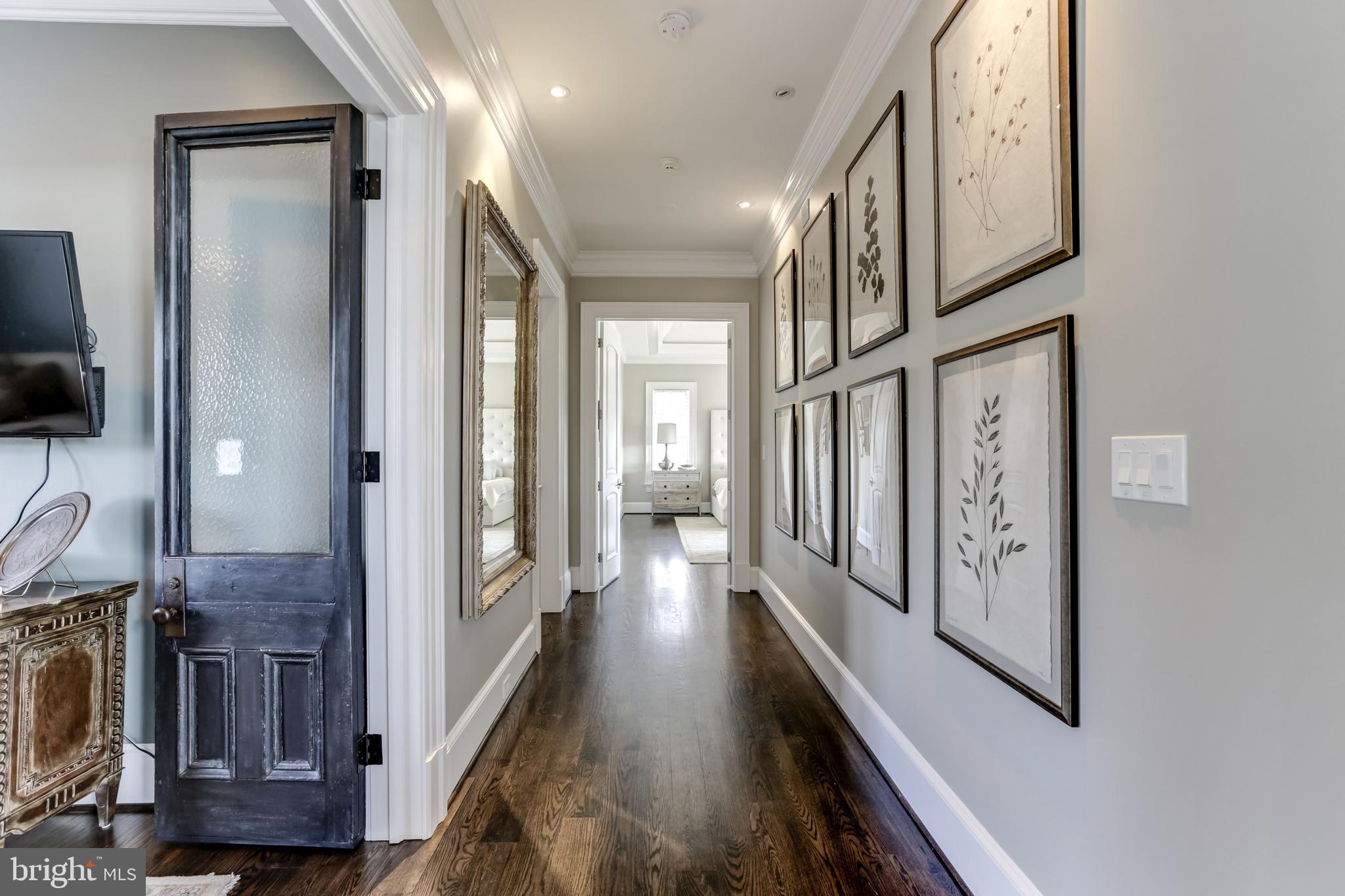 CREIGHTON FARMS - Residential