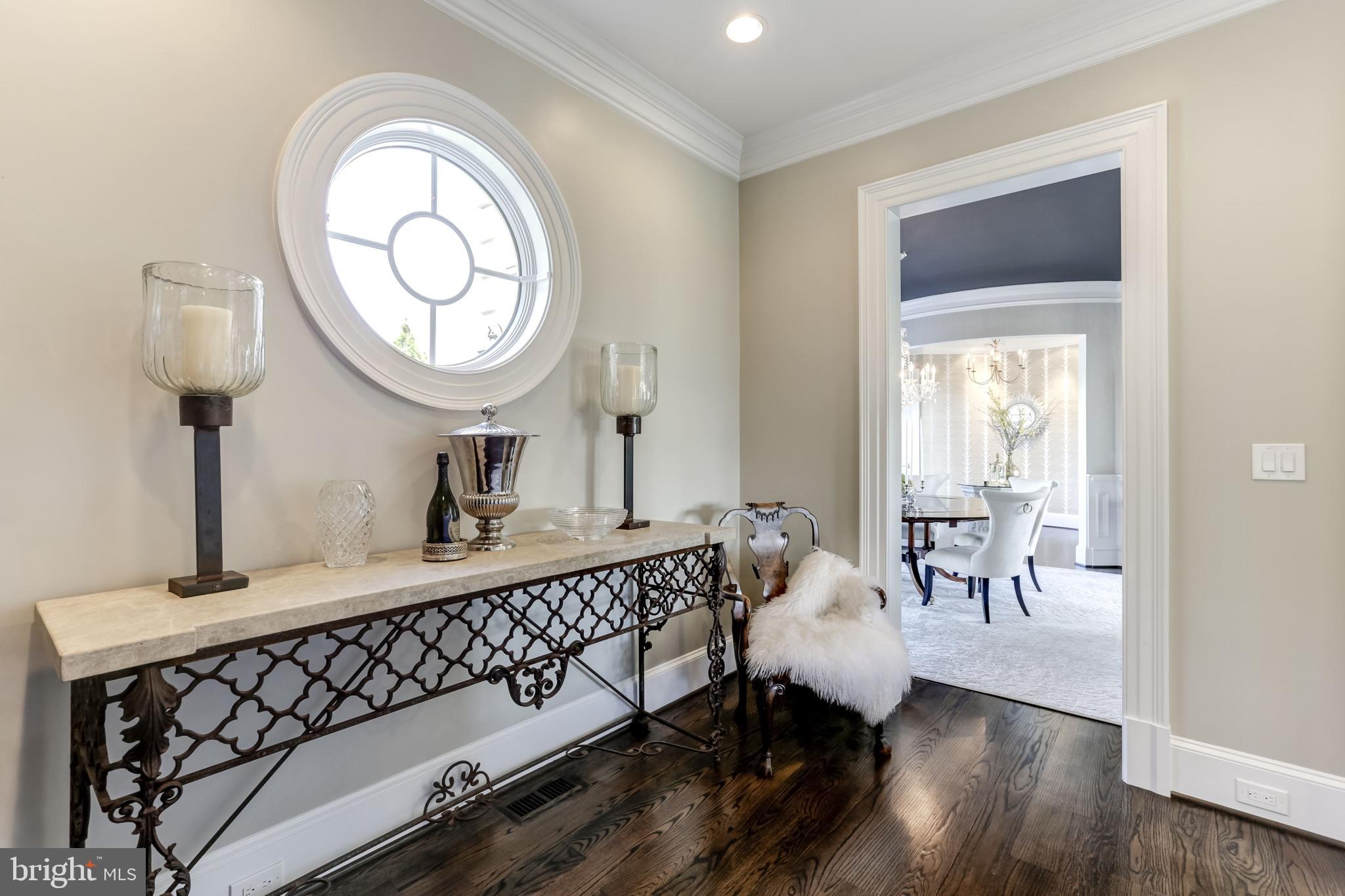 CREIGHTON FARMS - Residential