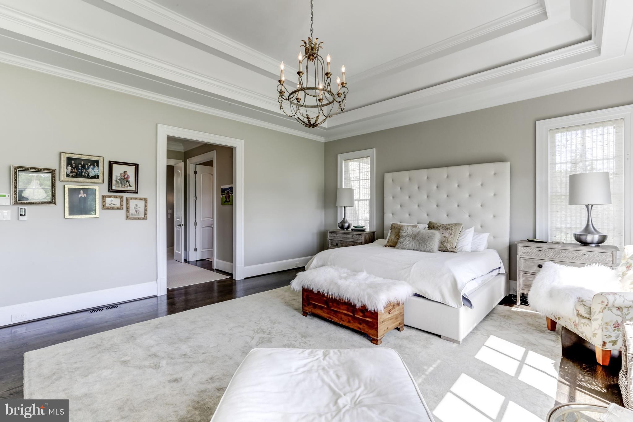 CREIGHTON FARMS - Residential