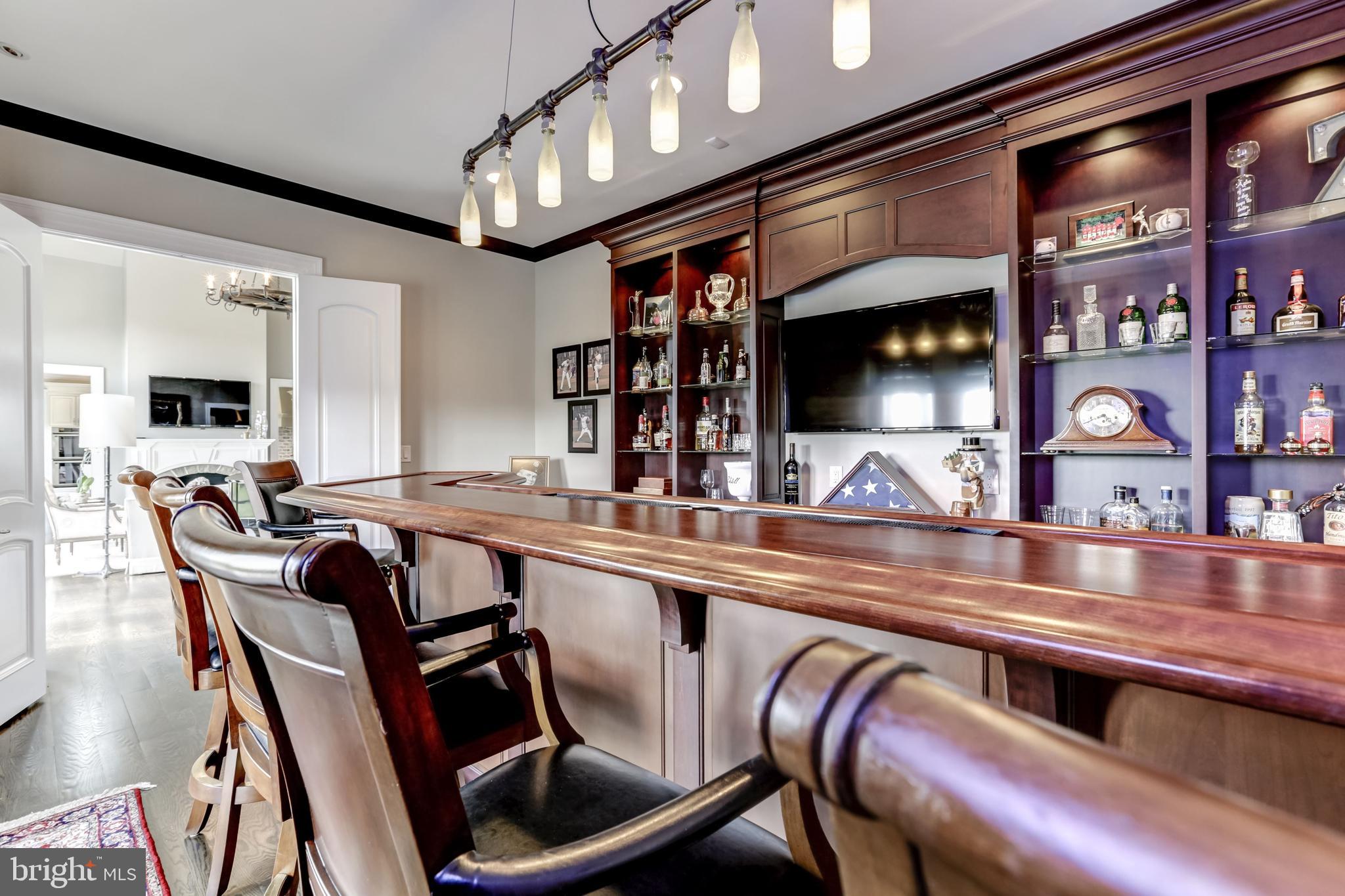 CREIGHTON FARMS - Residential