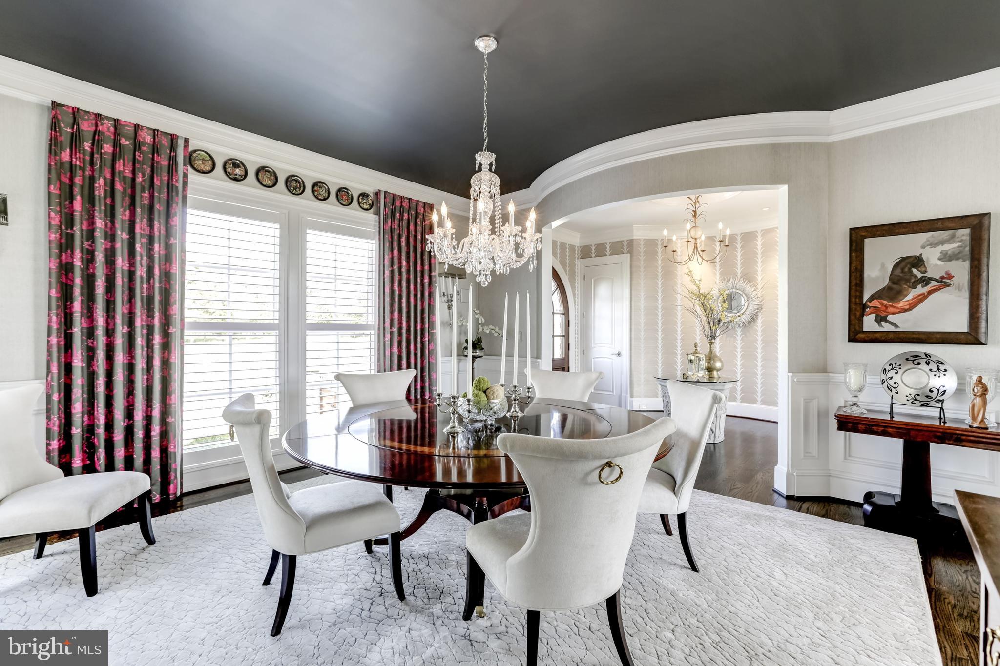 CREIGHTON FARMS - Residential