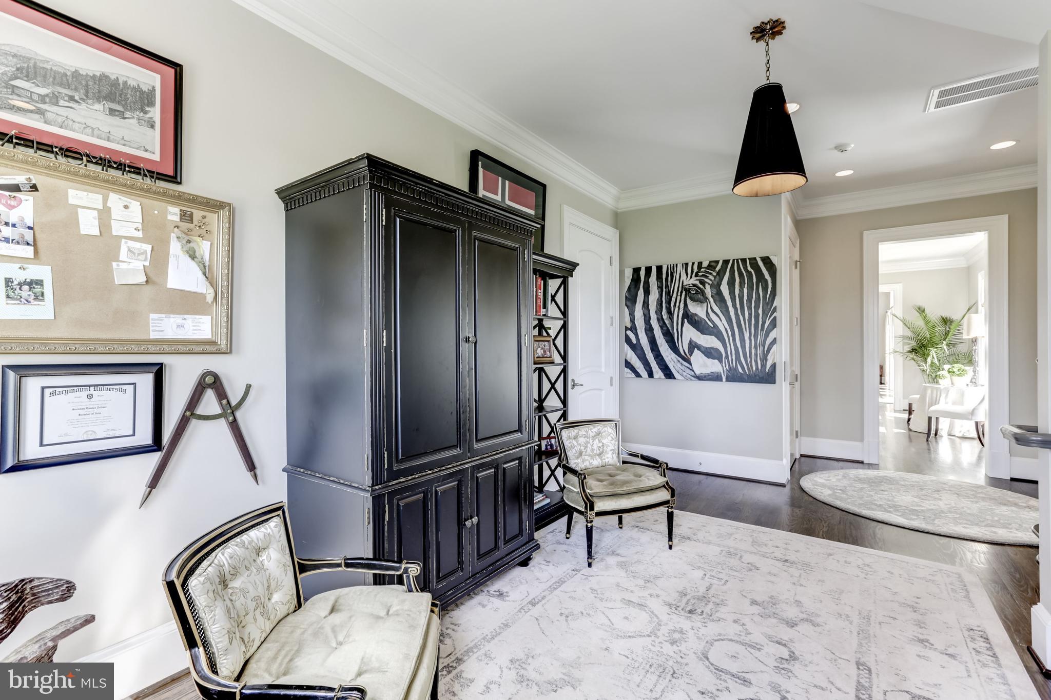 CREIGHTON FARMS - Residential