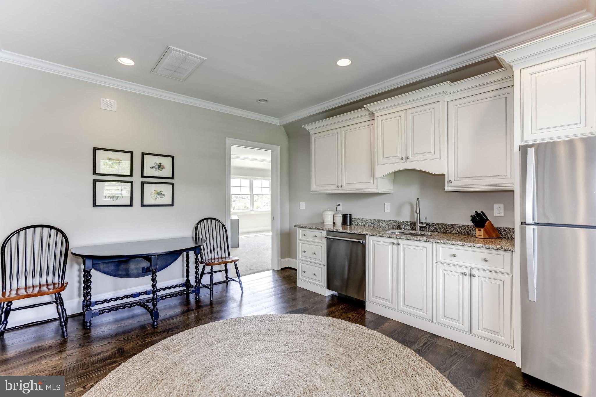 CREIGHTON FARMS - Residential