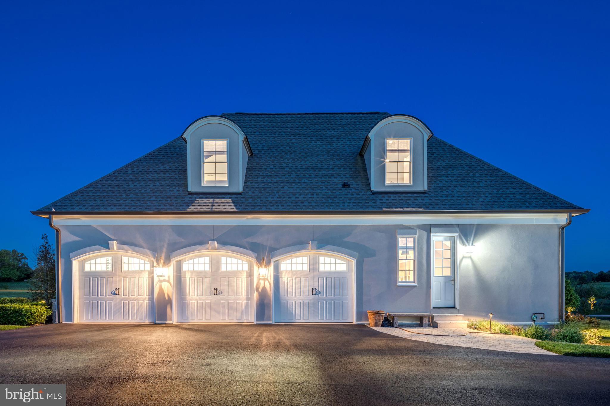 CREIGHTON FARMS - Residential