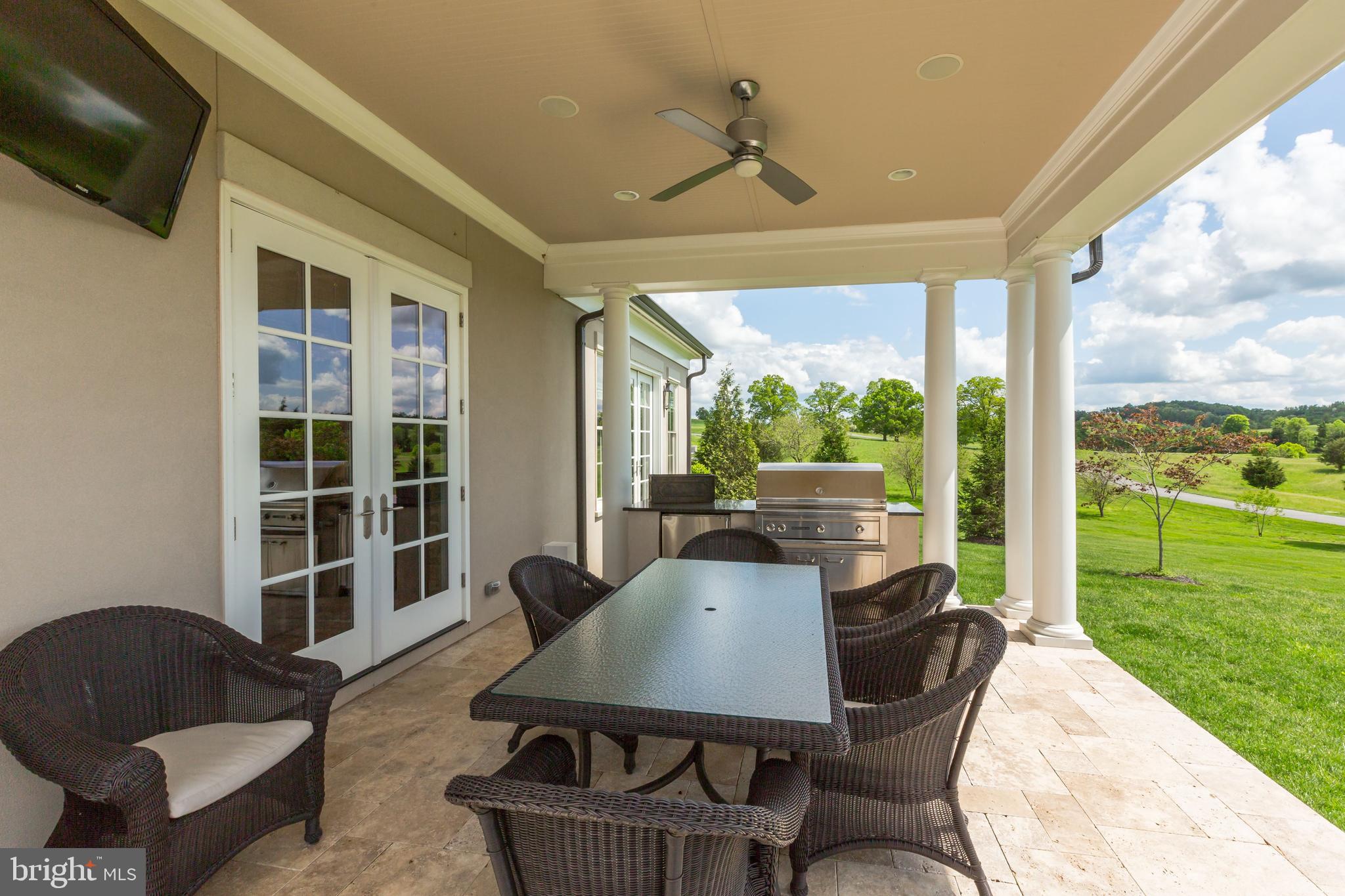 CREIGHTON FARMS - Residential