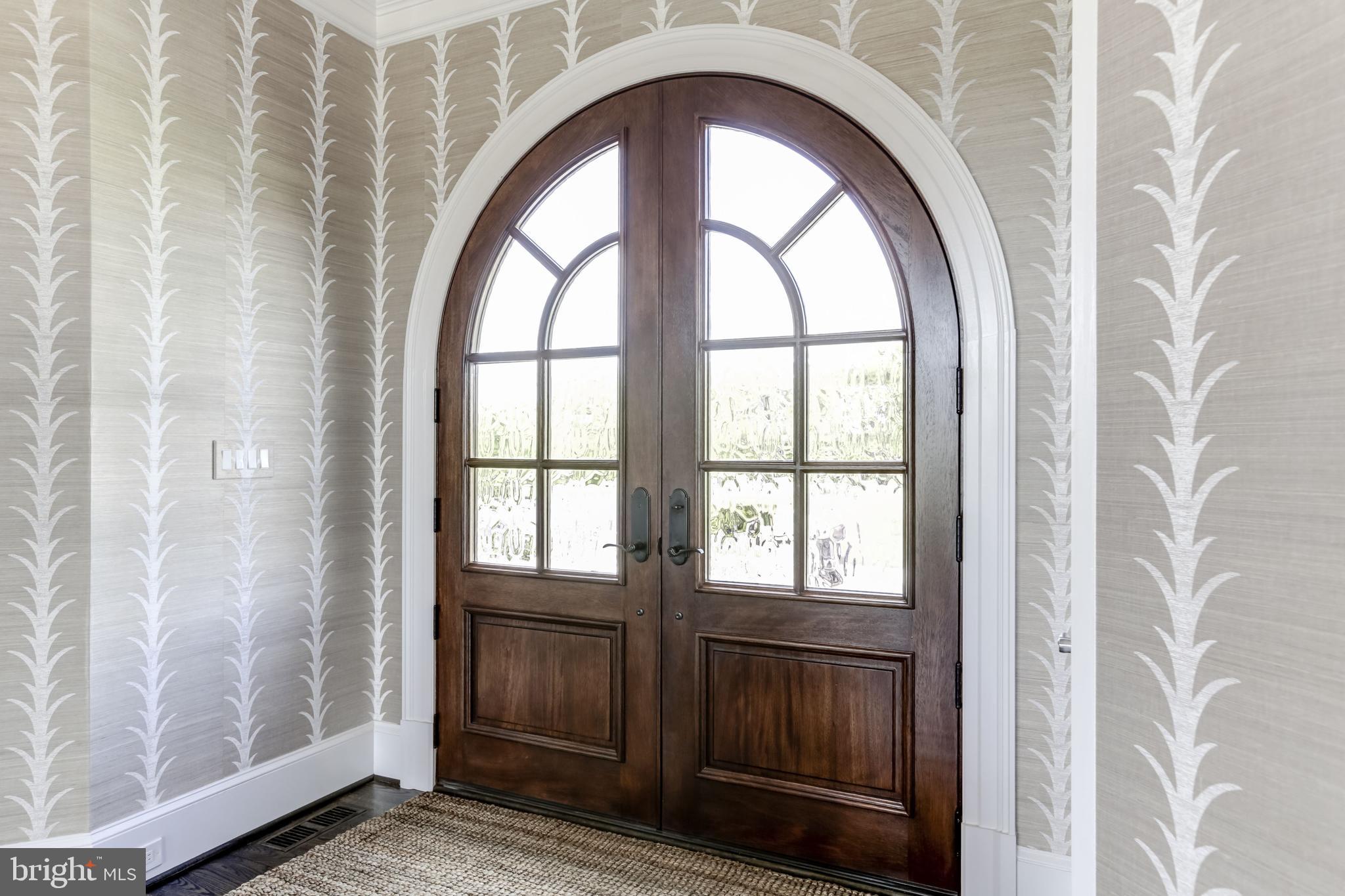 CREIGHTON FARMS - Residential