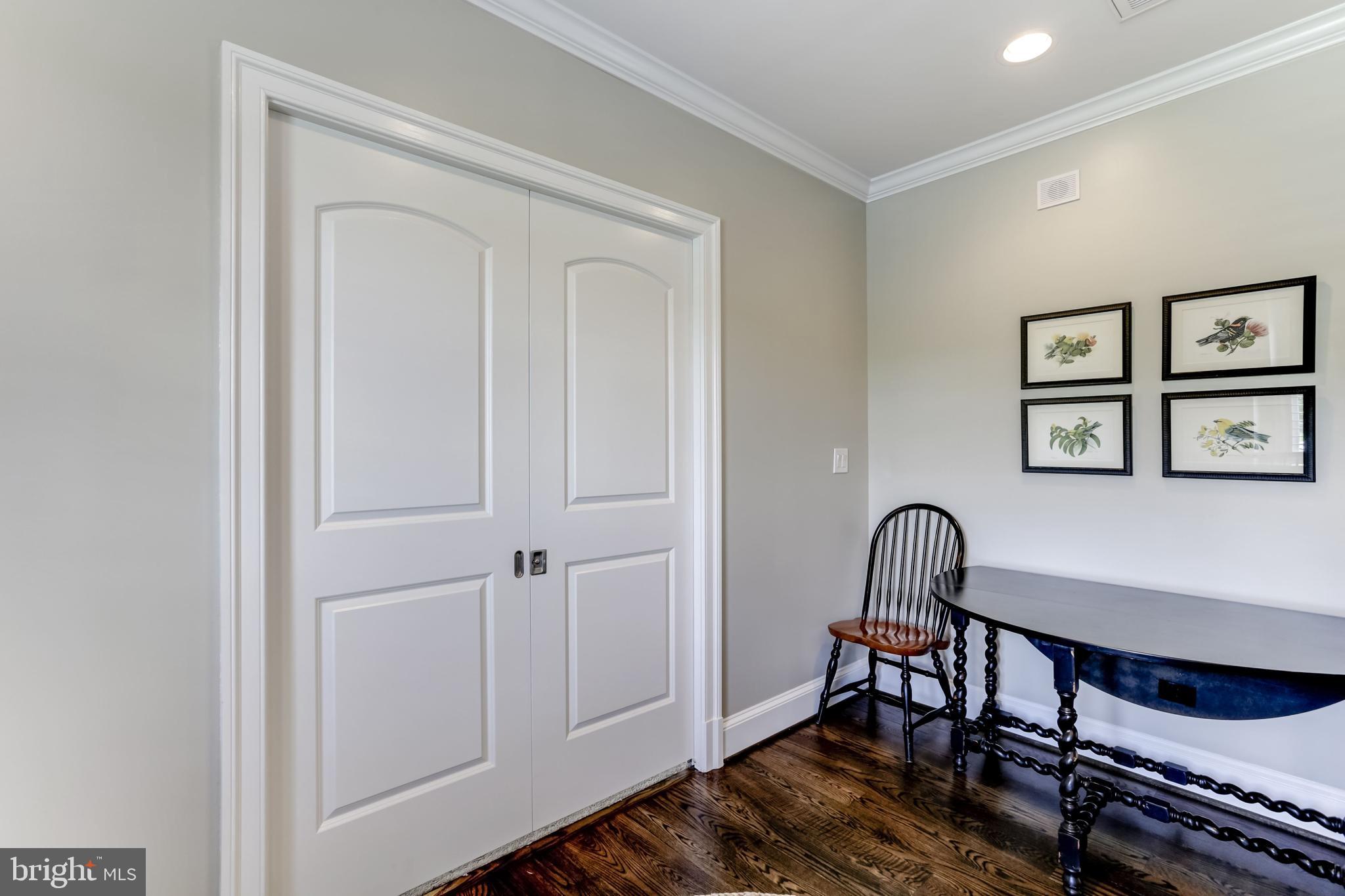 CREIGHTON FARMS - Residential