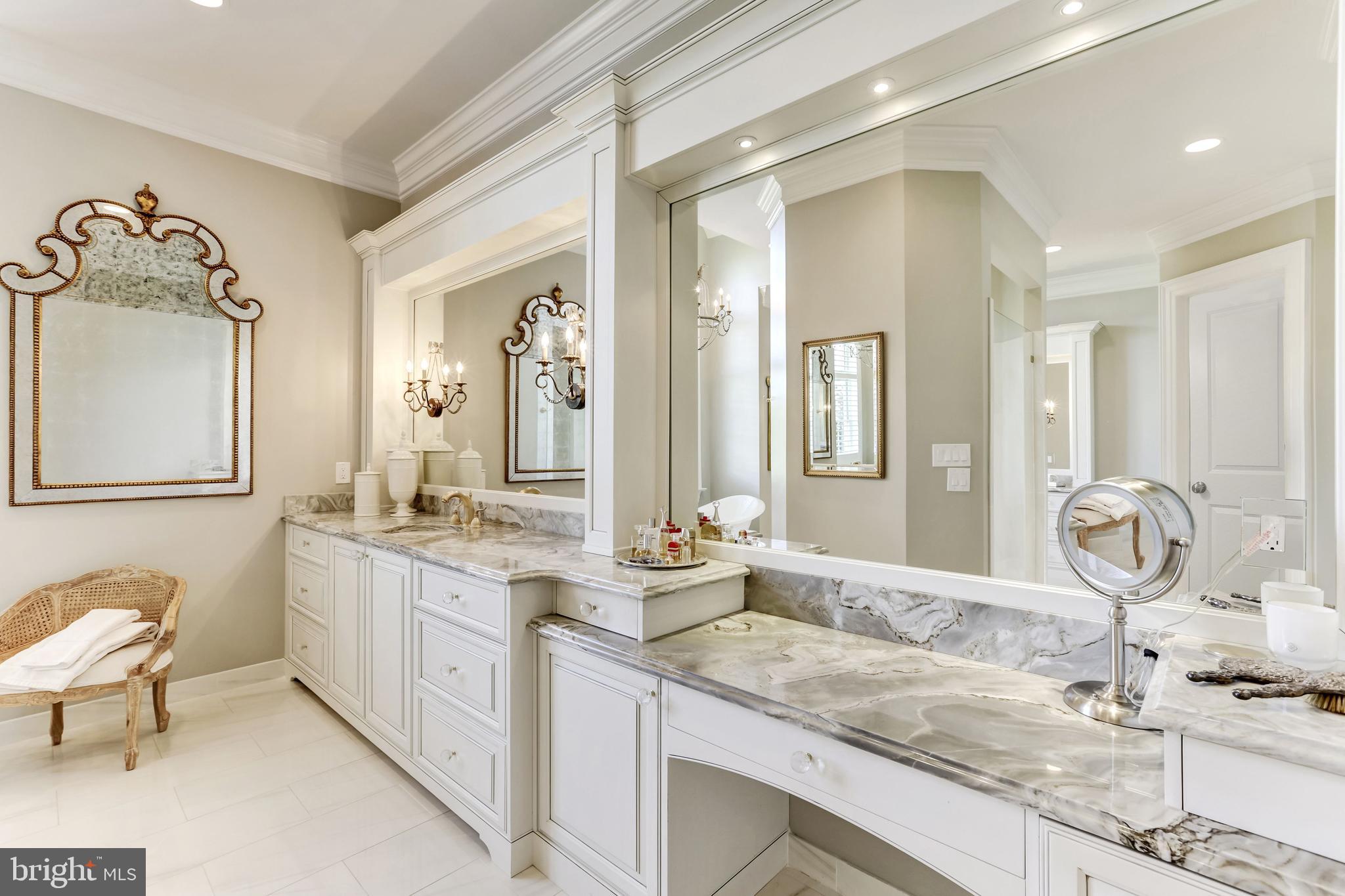 CREIGHTON FARMS - Residential