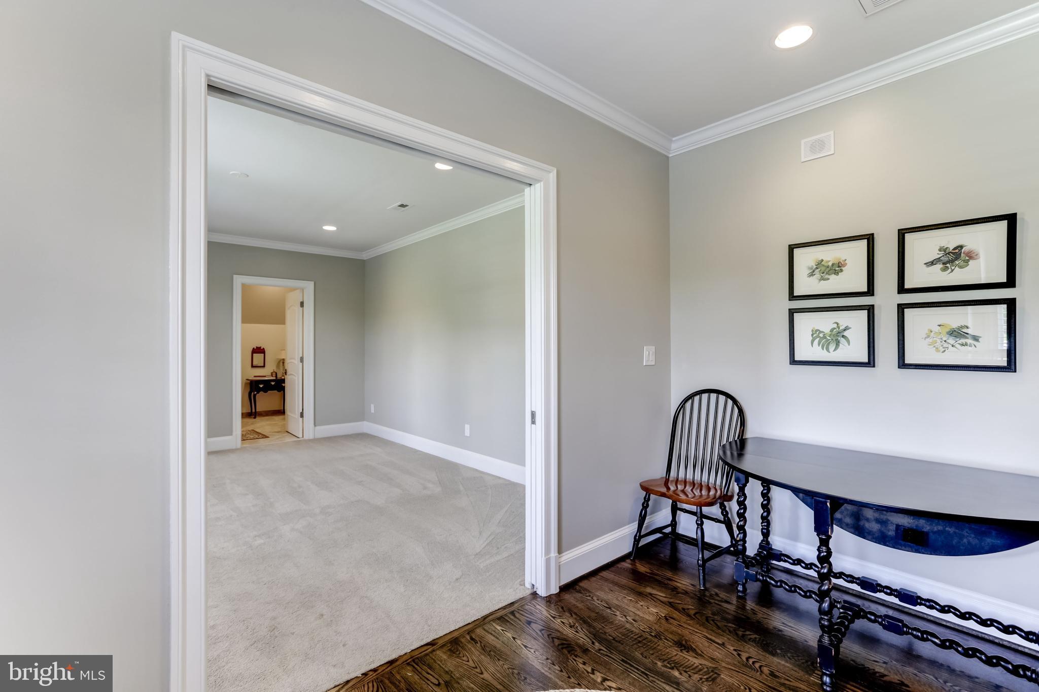 CREIGHTON FARMS - Residential