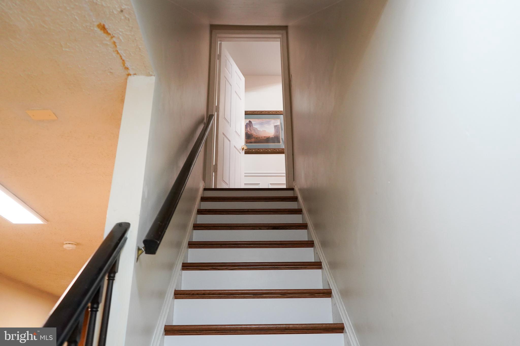 FAIR WOODS - Residential Lease