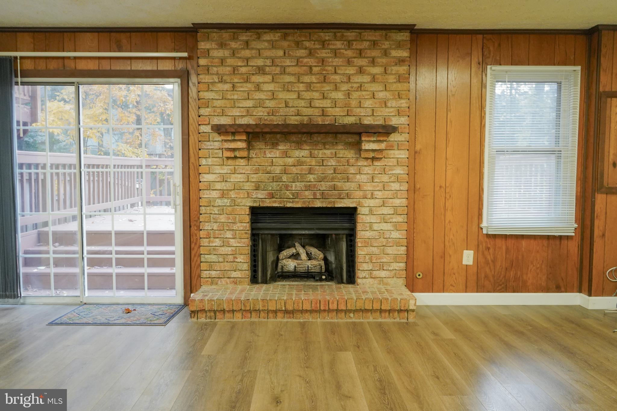 FAIR WOODS - Residential Lease