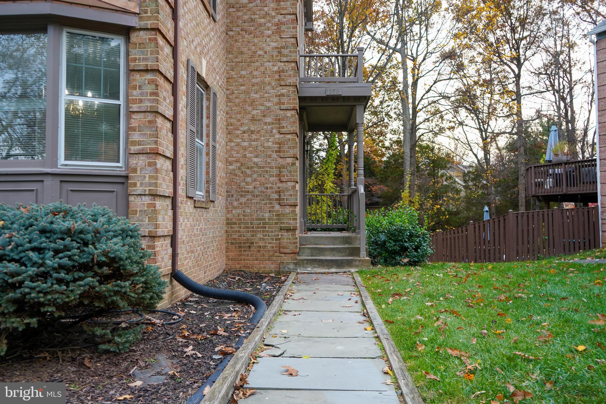 FAIR WOODS - Residential Lease