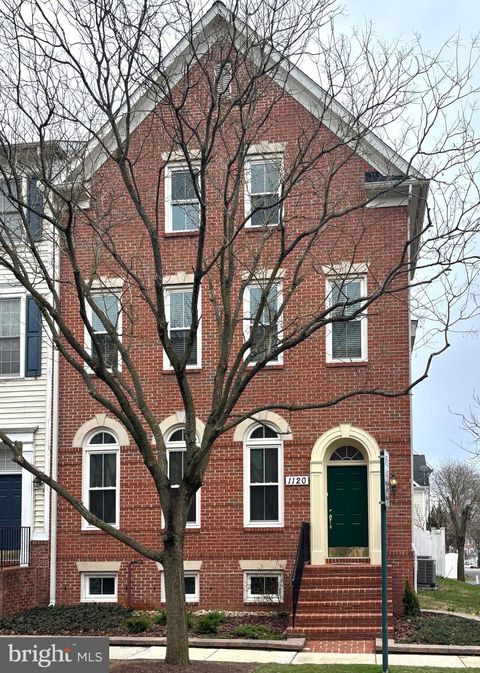 Photo of - 1120 Crestfield Drive, ROCKVILLE, MD 20850 (MLS # MDMC2224532)