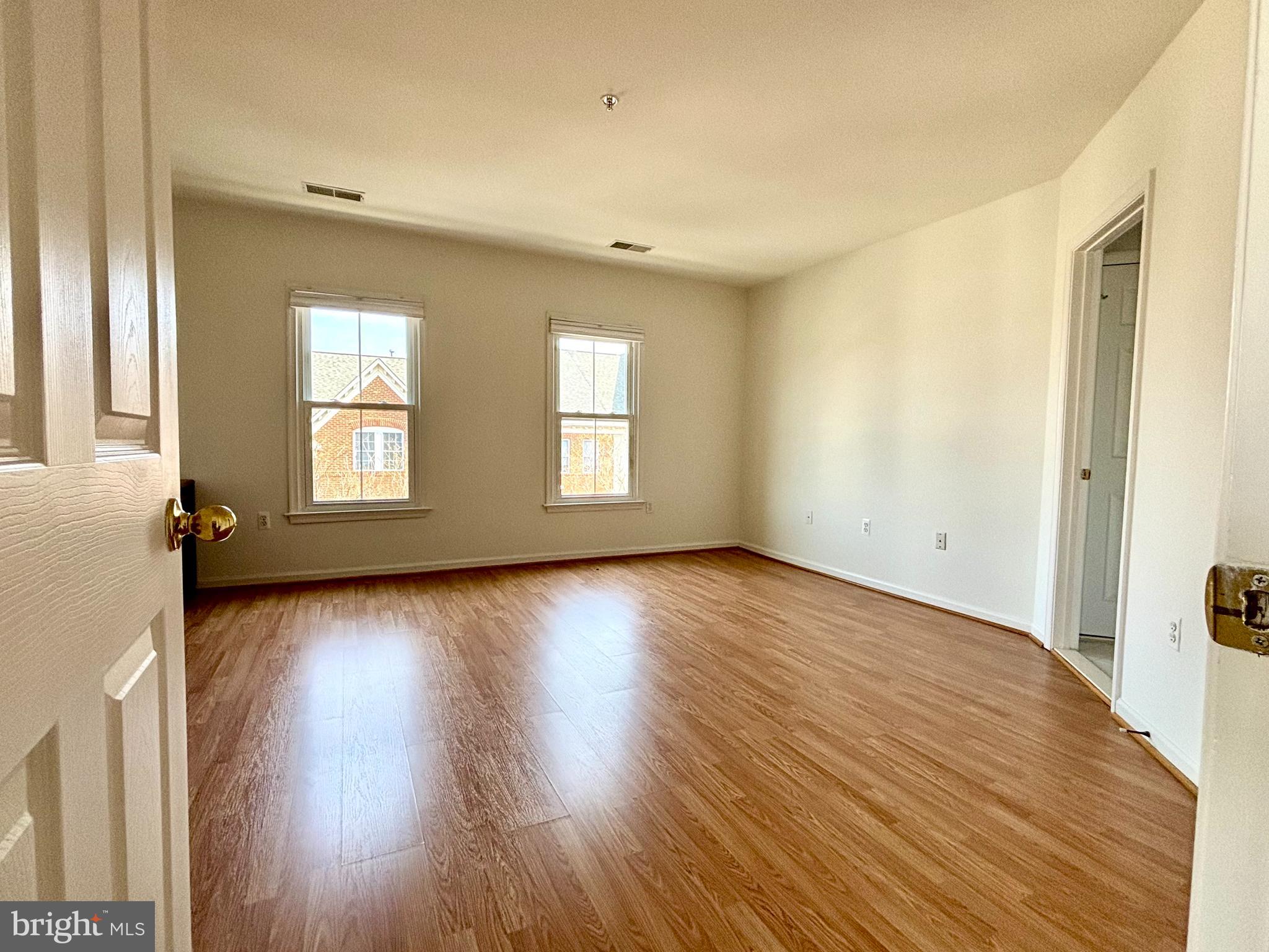 KING FARM BAILEYS COMMON - Residential