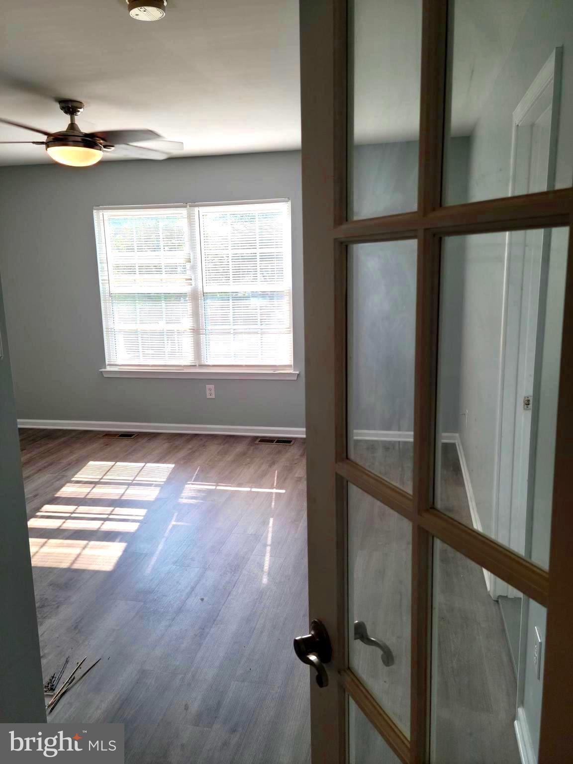 YORKSHIRE COMMONS - Residential Lease