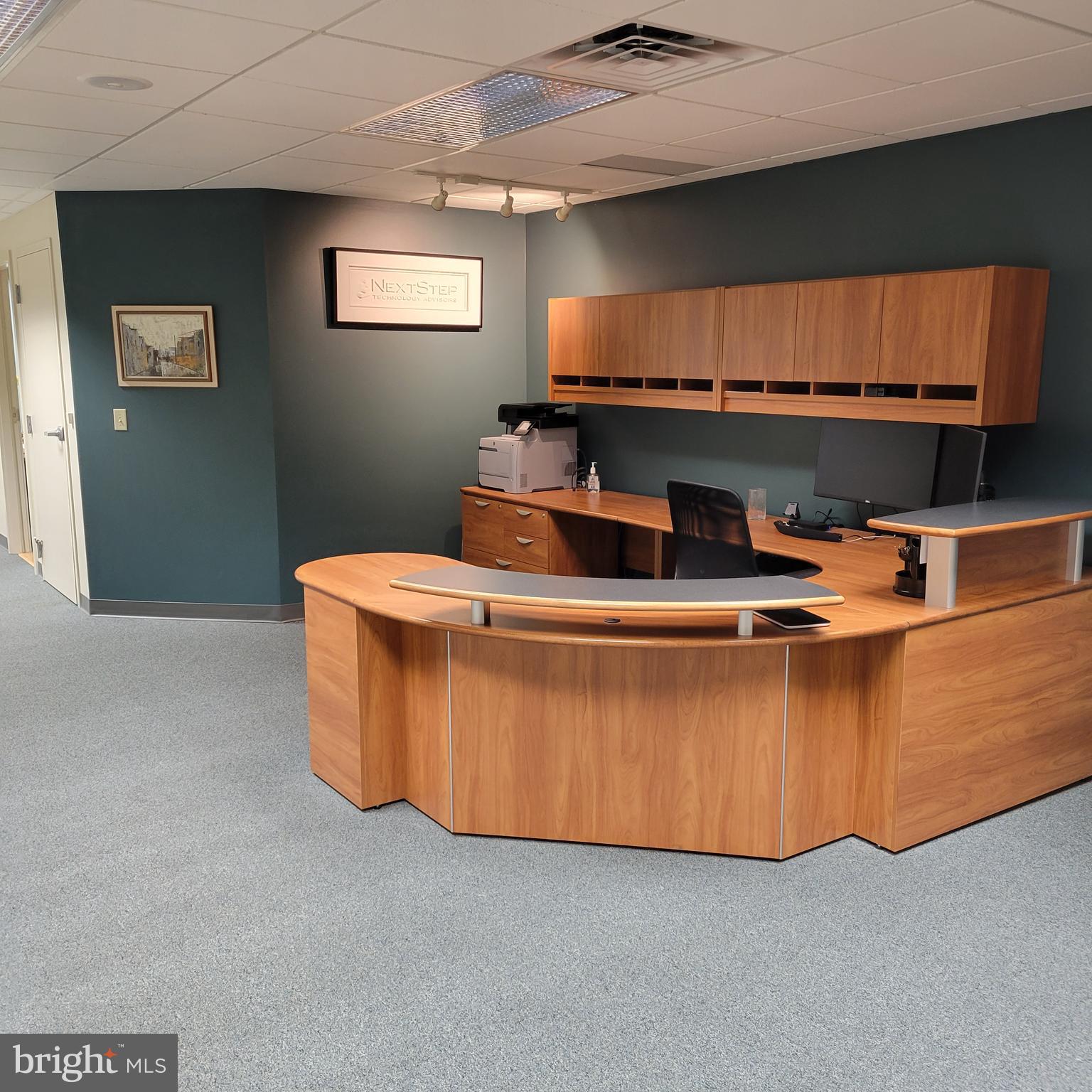 EXECUTIVE PARK NORTH - Commercial Lease