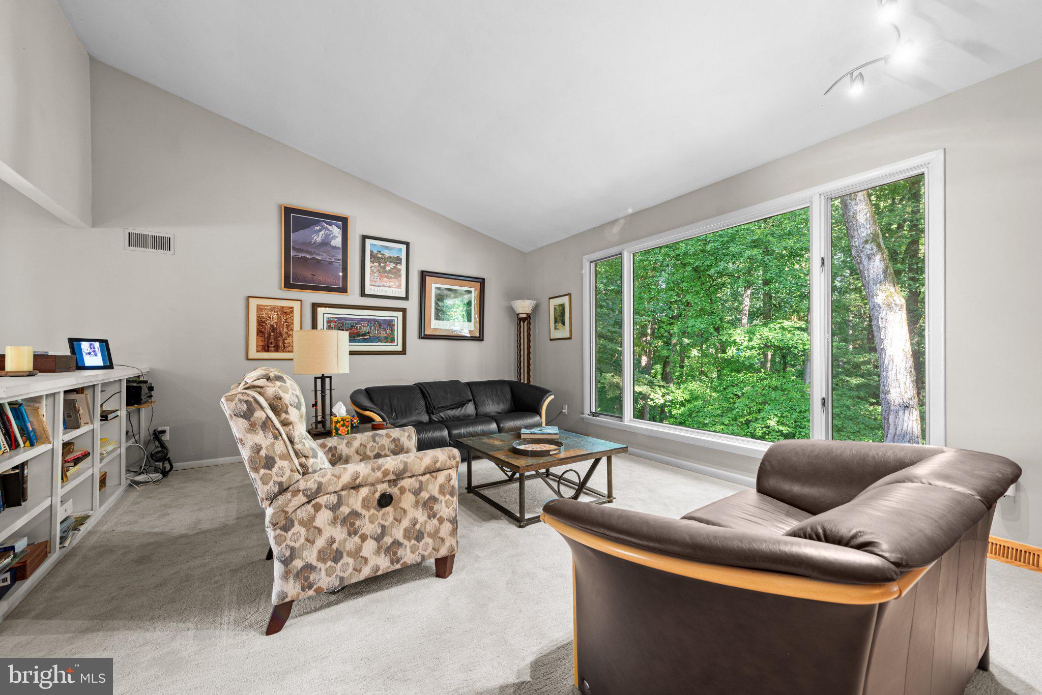 10 WINTERBERRY COURT