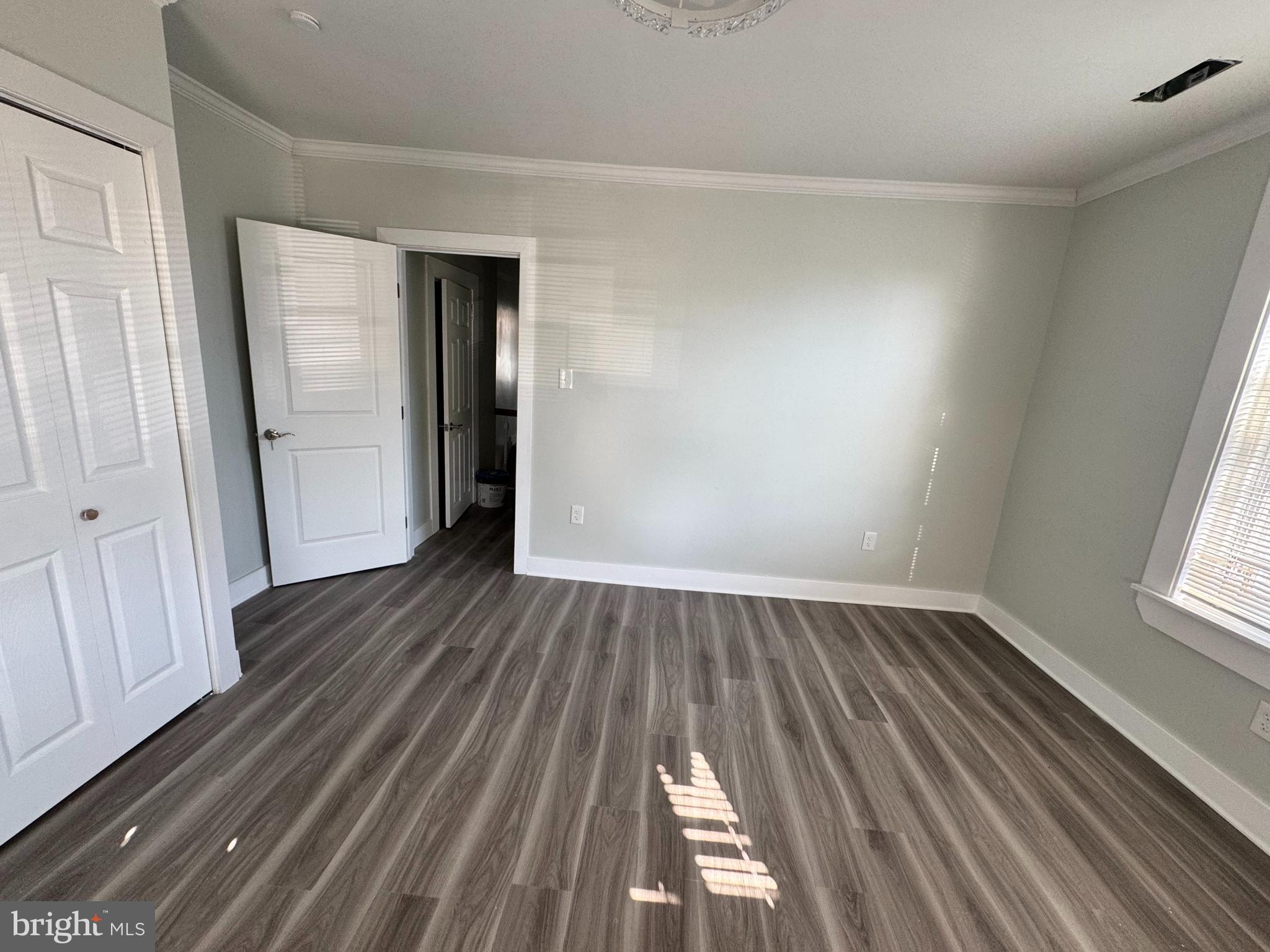 GIRARD ESTATES - Residential