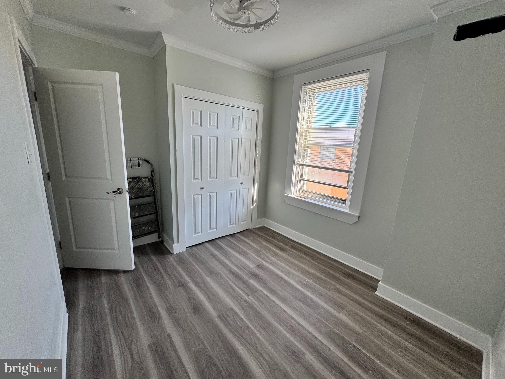 GIRARD ESTATES - Residential