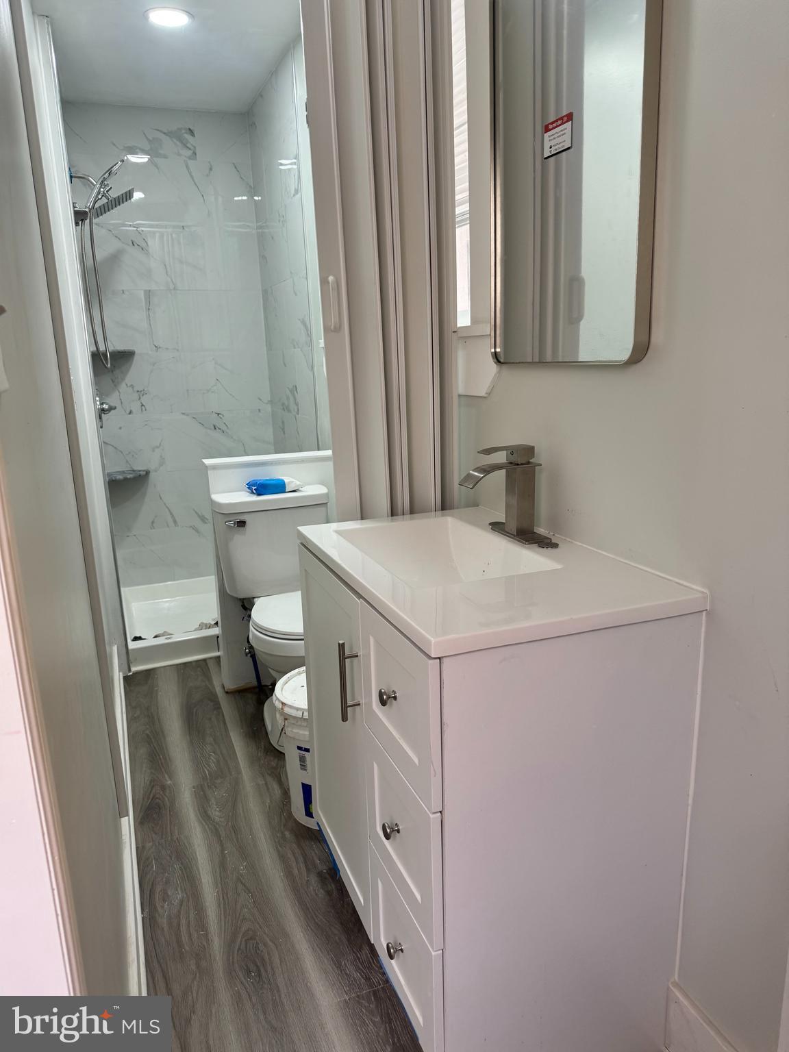 GIRARD ESTATES - Residential