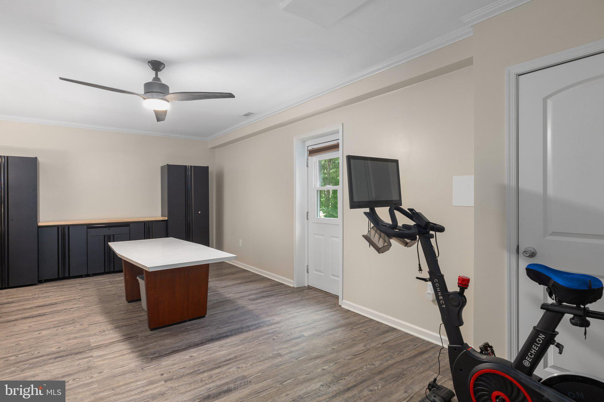 CHAPEL HILLS - Residential