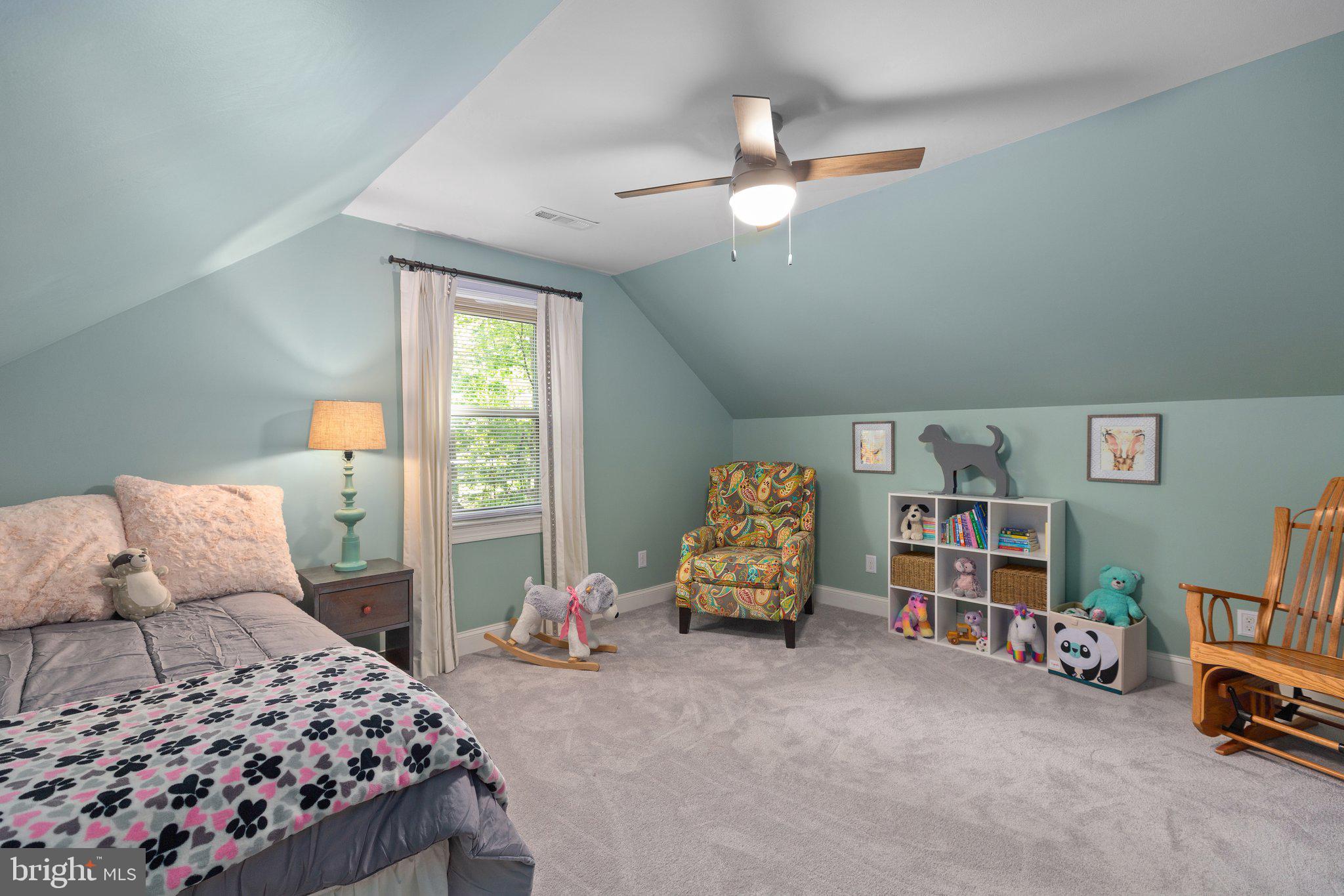 CHAPEL HILLS - Residential