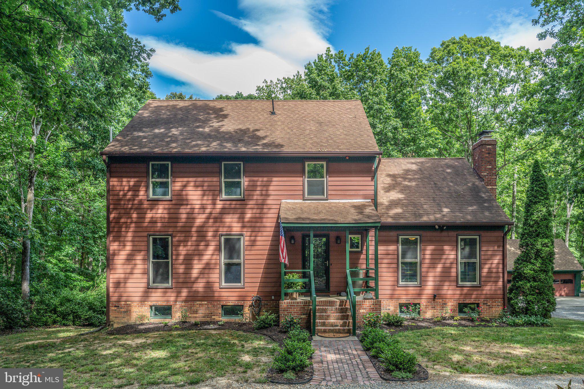 CHAPEL HILLS - Residential