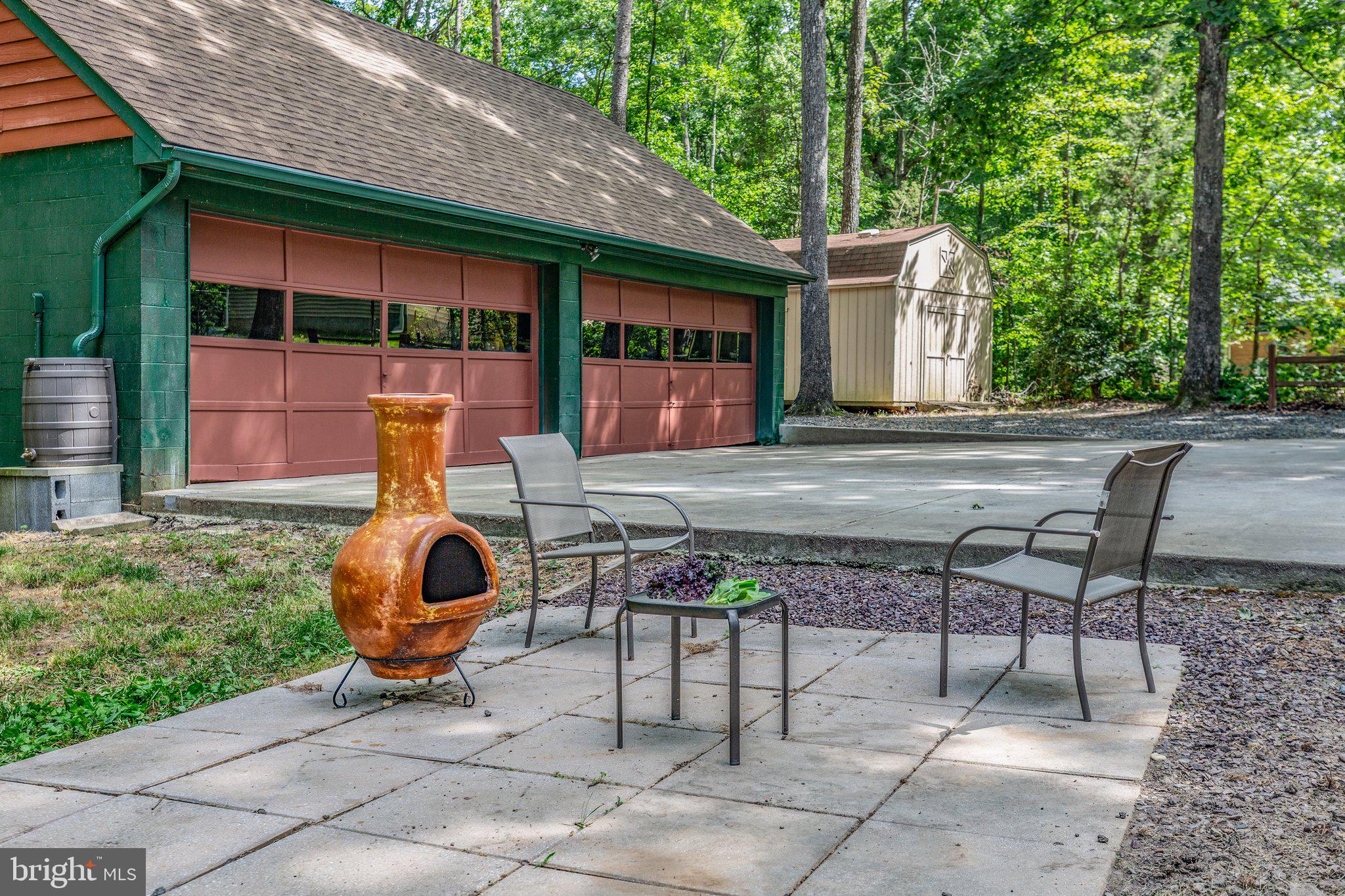 CHAPEL HILLS - Residential