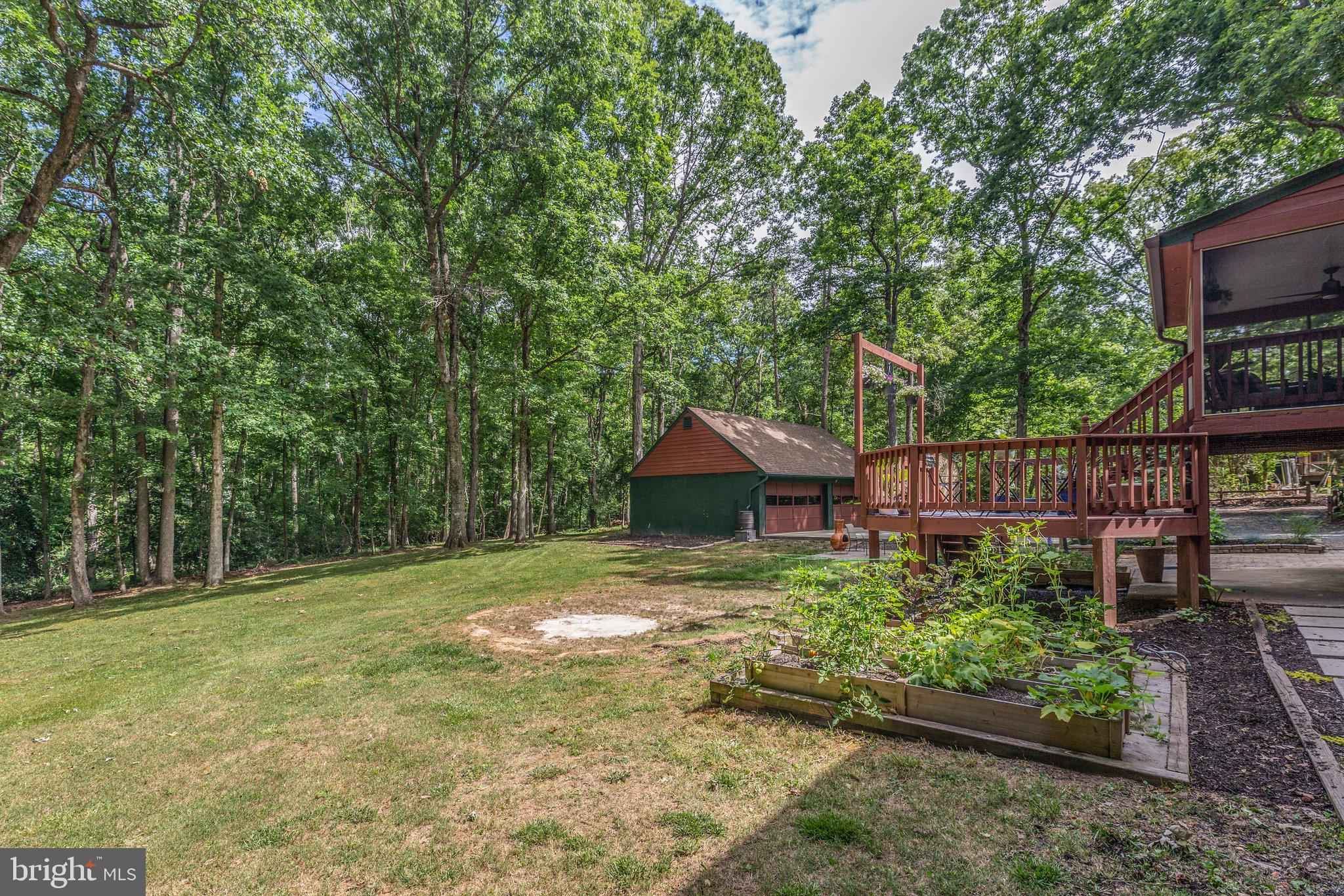 CHAPEL HILLS - Residential