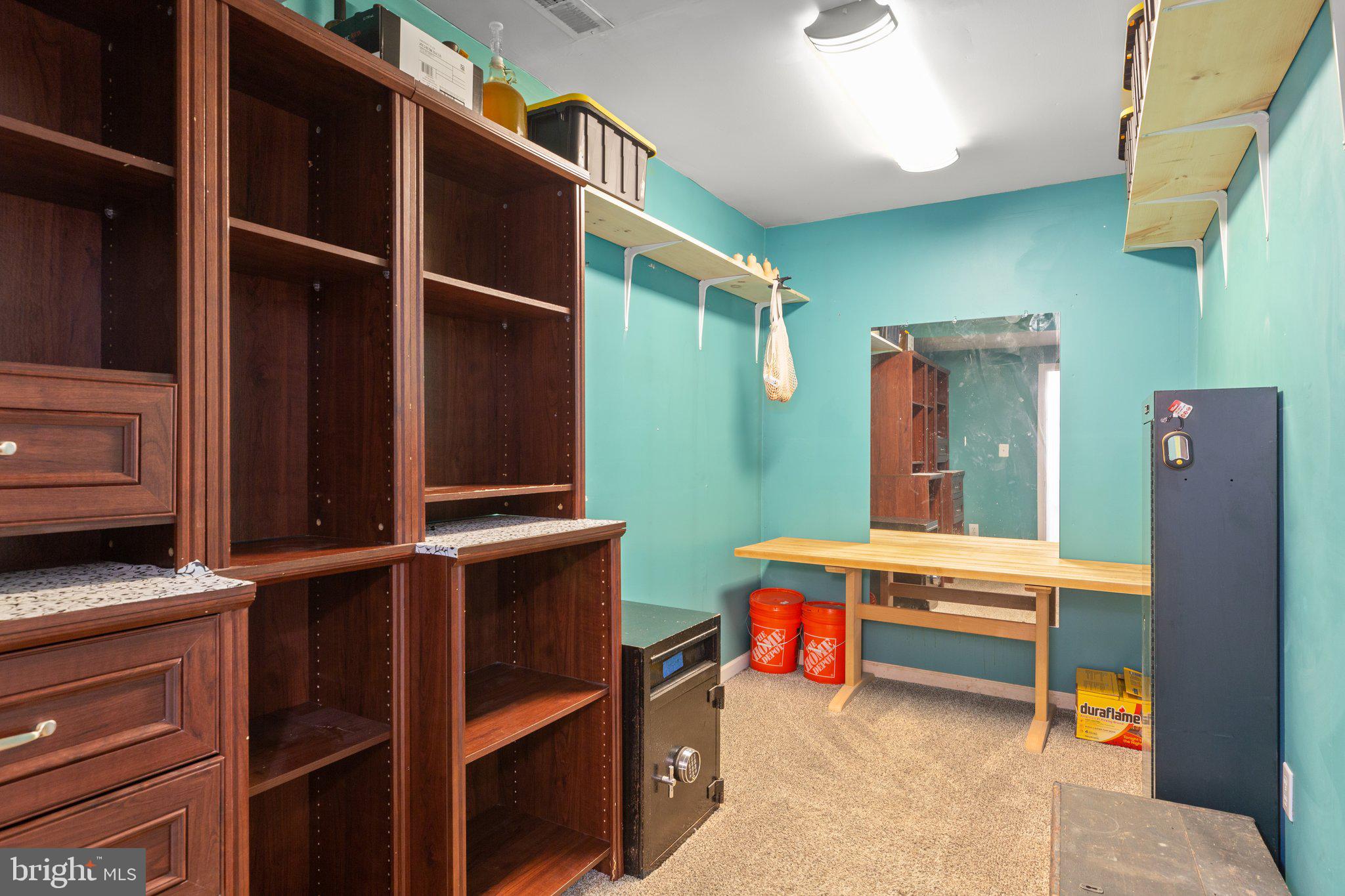 CHAPEL HILLS - Residential