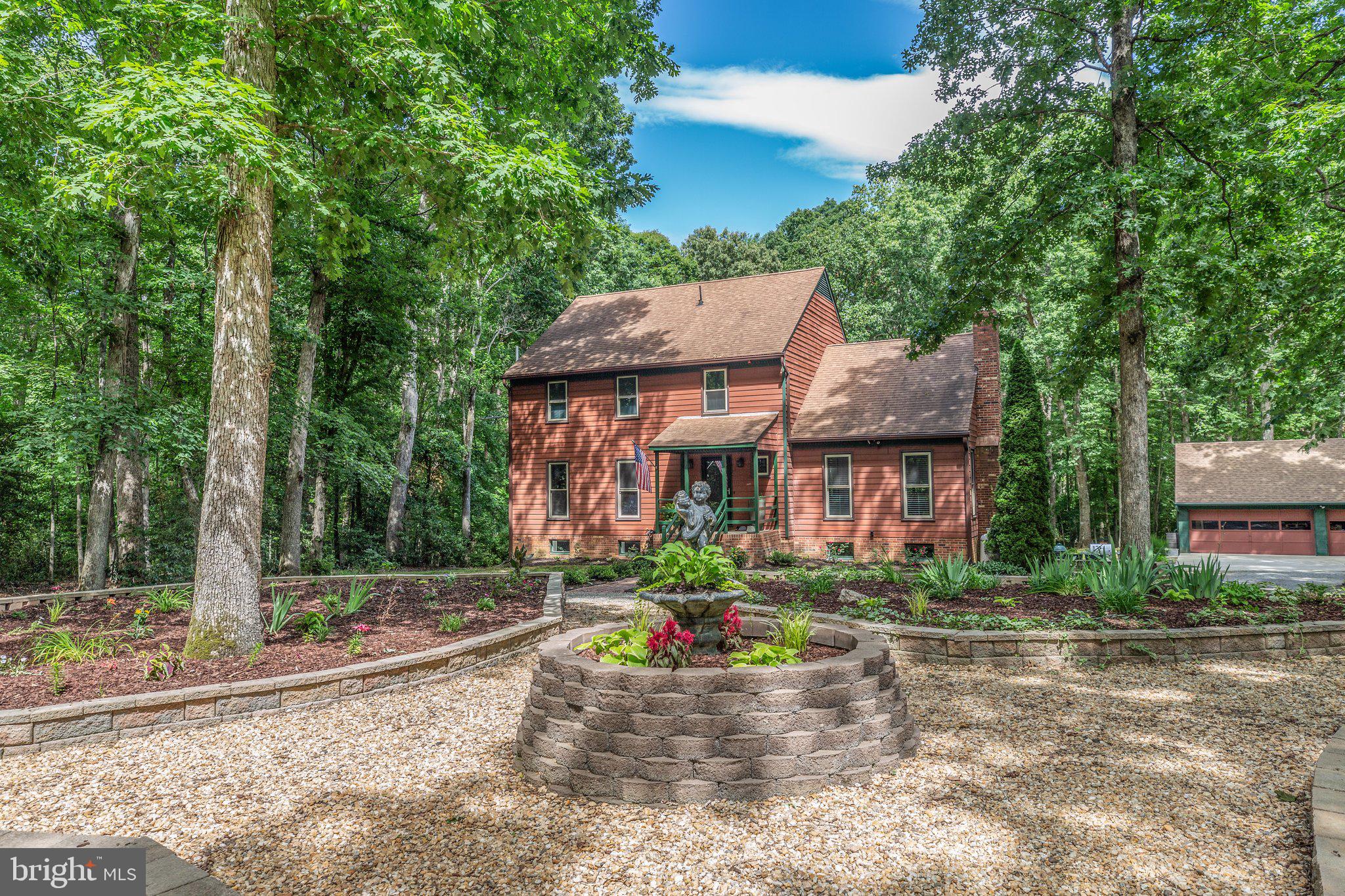 CHAPEL HILLS - Residential