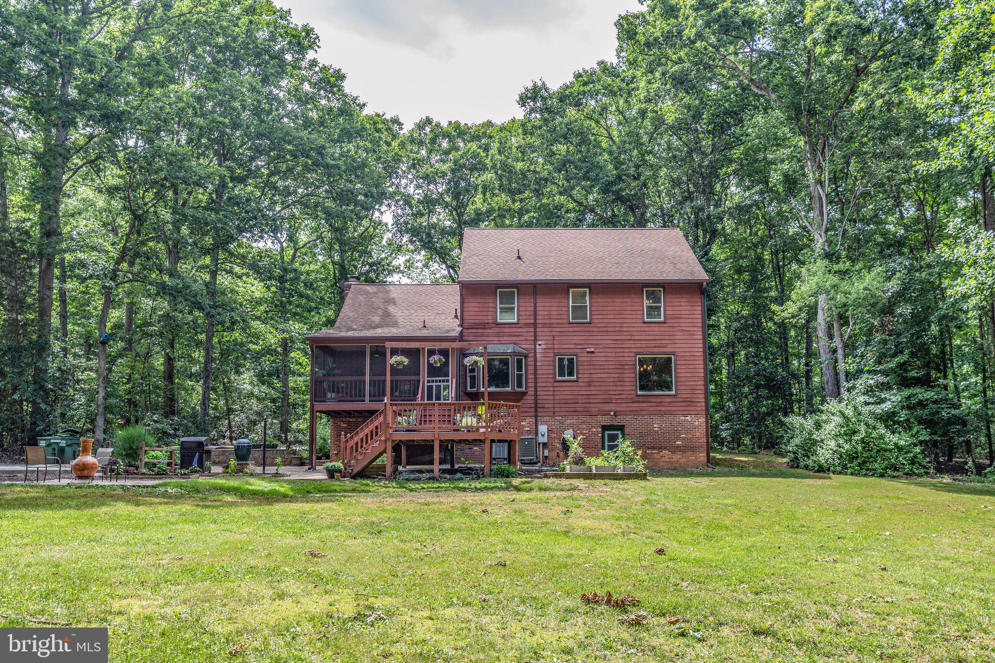 CHAPEL HILLS - Residential