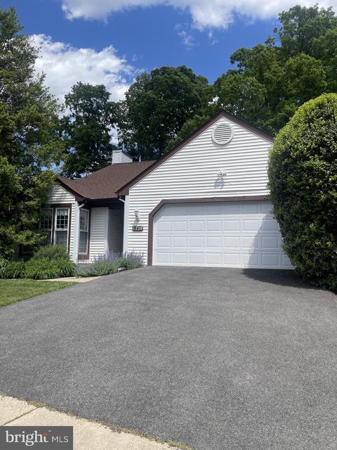 Photo of 6730 Anders Terrace, SPRINGFIELD, VA 22151 (MLS # VAFX2310386)