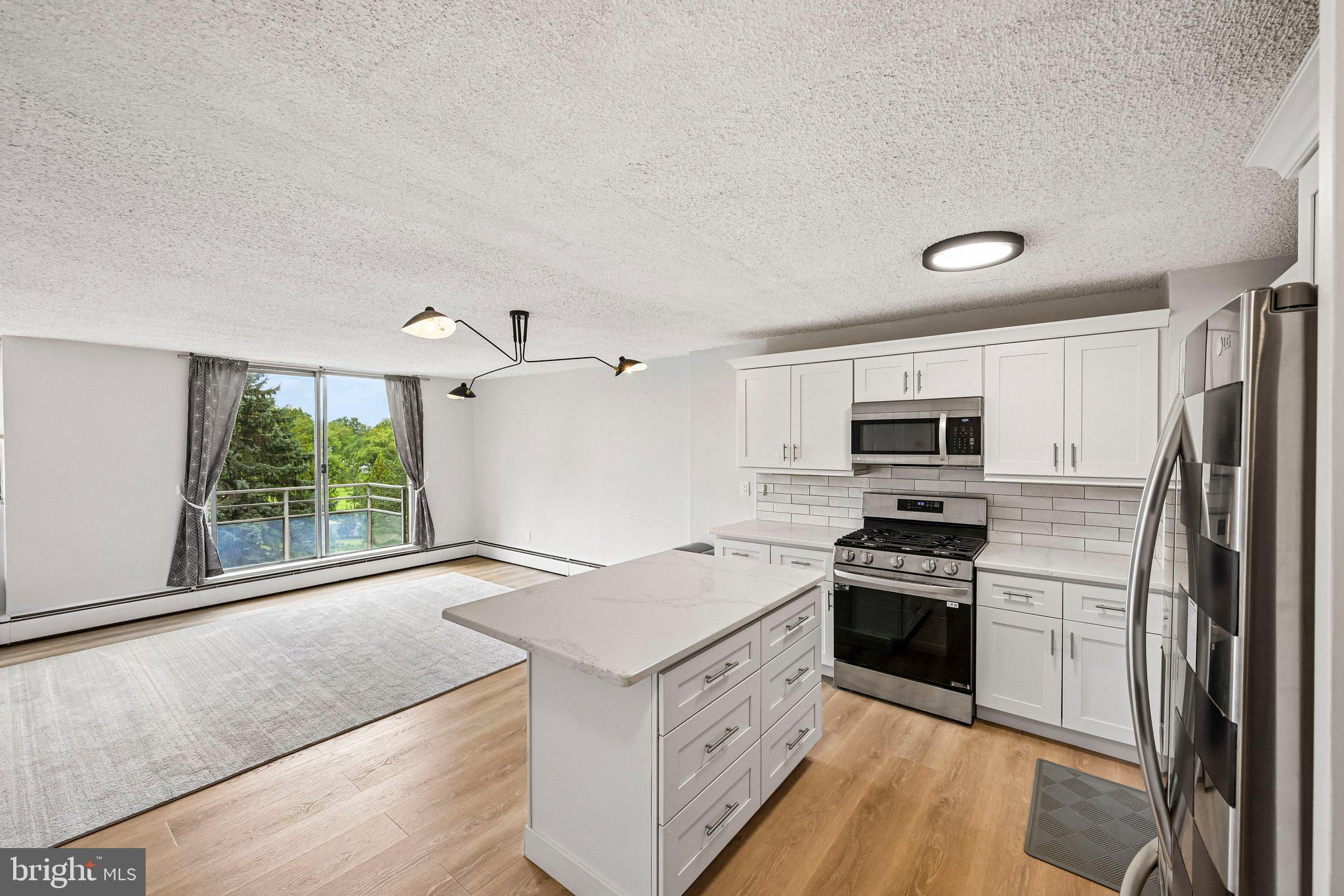 1030 E LANCASTER AVENUE 314