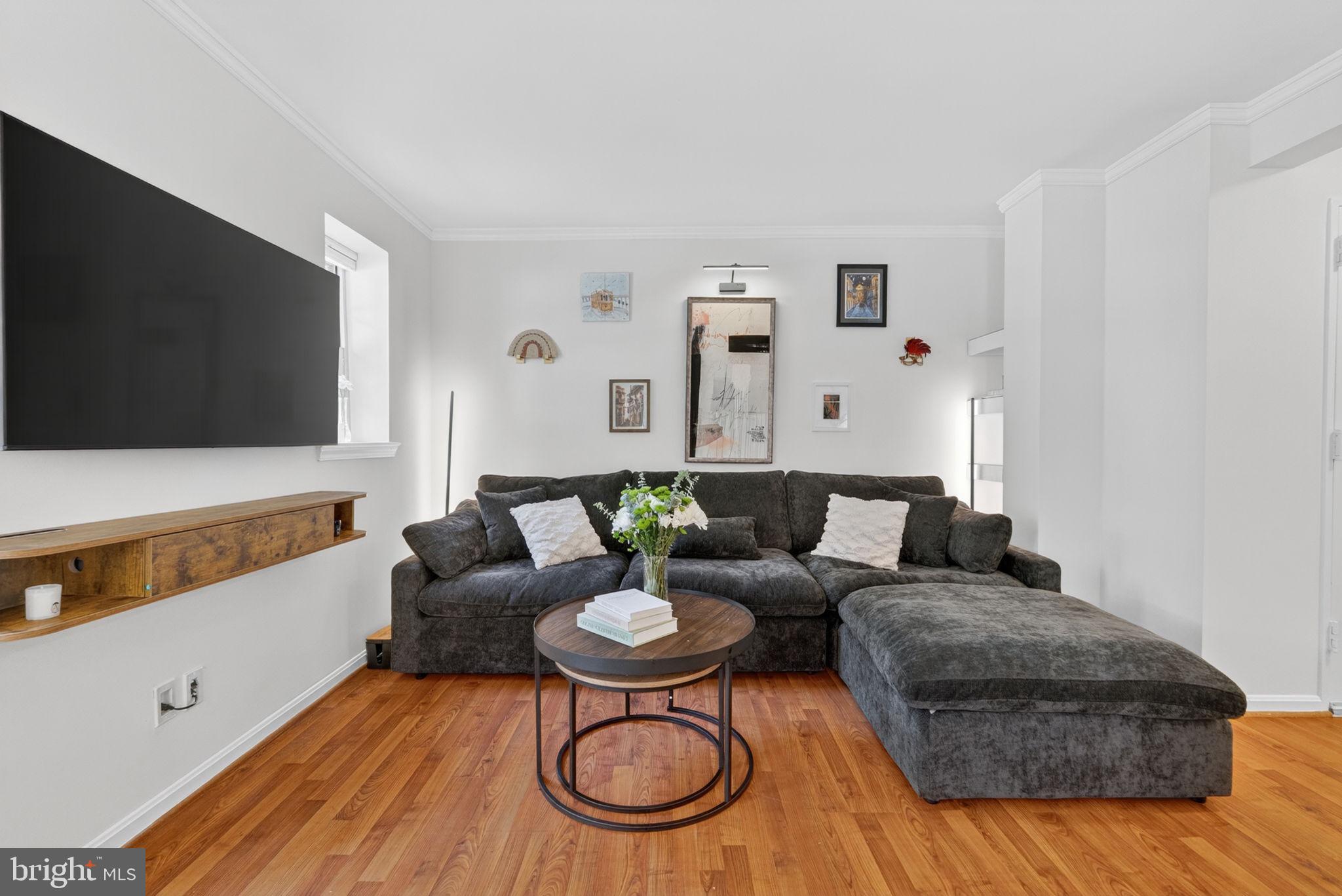 HARBOR TERRACE - Residential