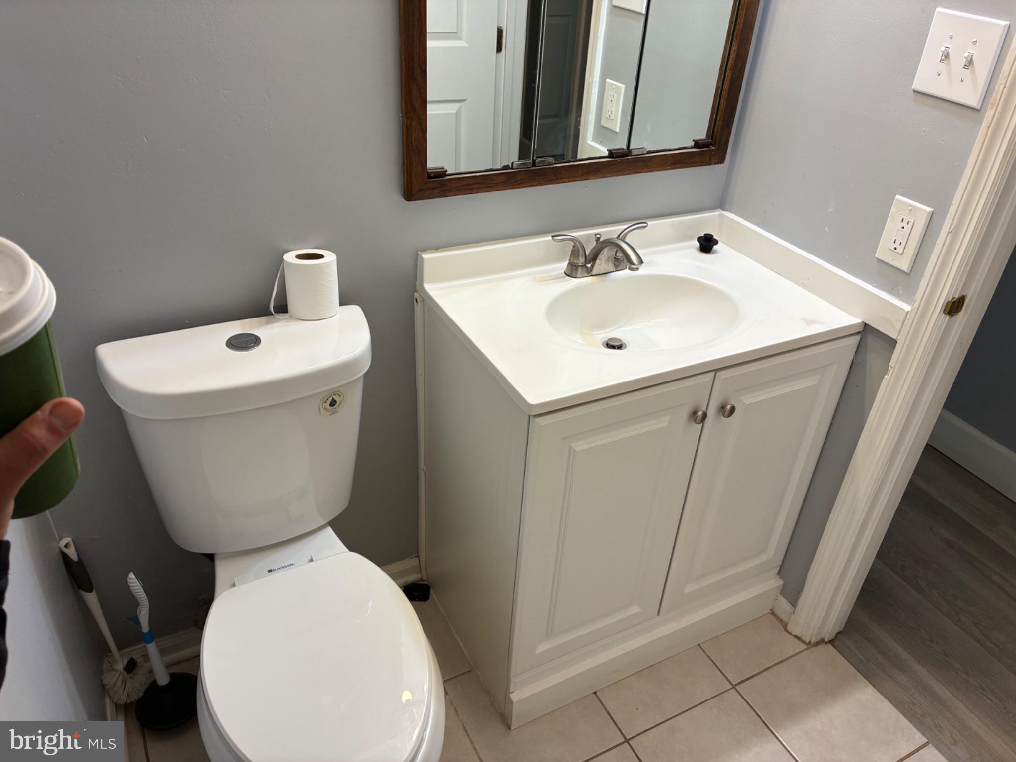 WOODBRIDGE CENTER - Residential