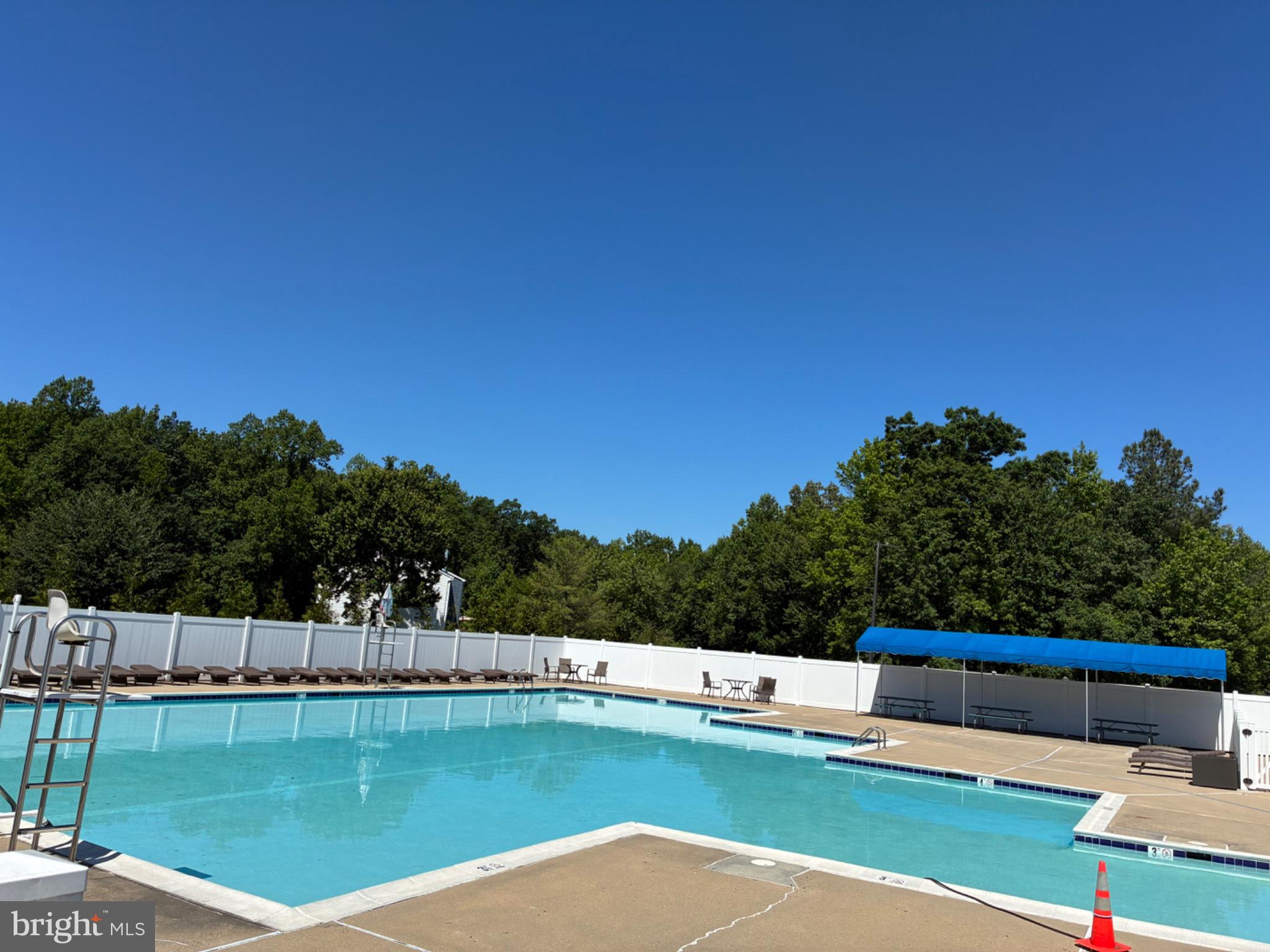 WOODBRIDGE CENTER - Residential